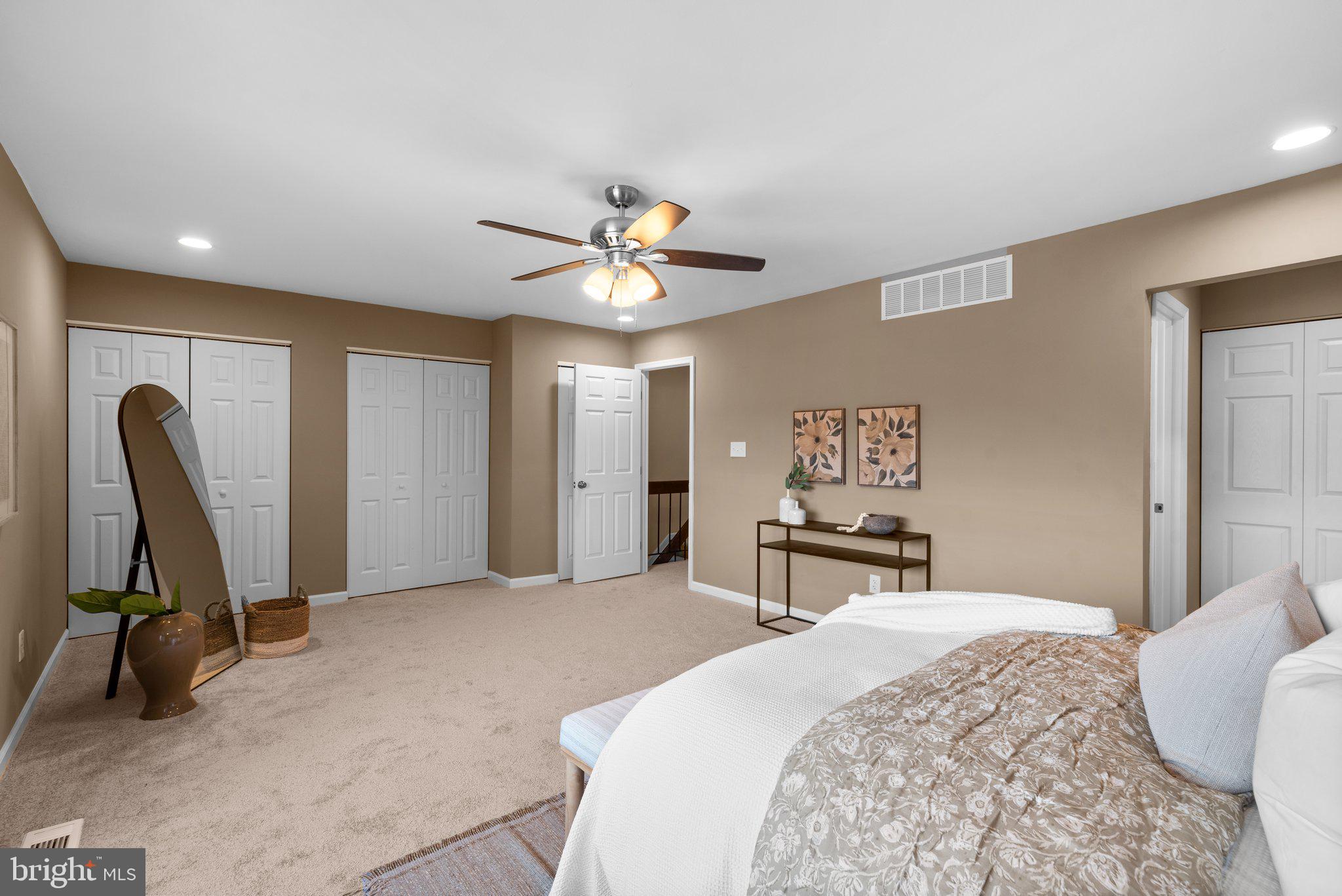 RUXTON CROSSING TOWNHSE - Residential