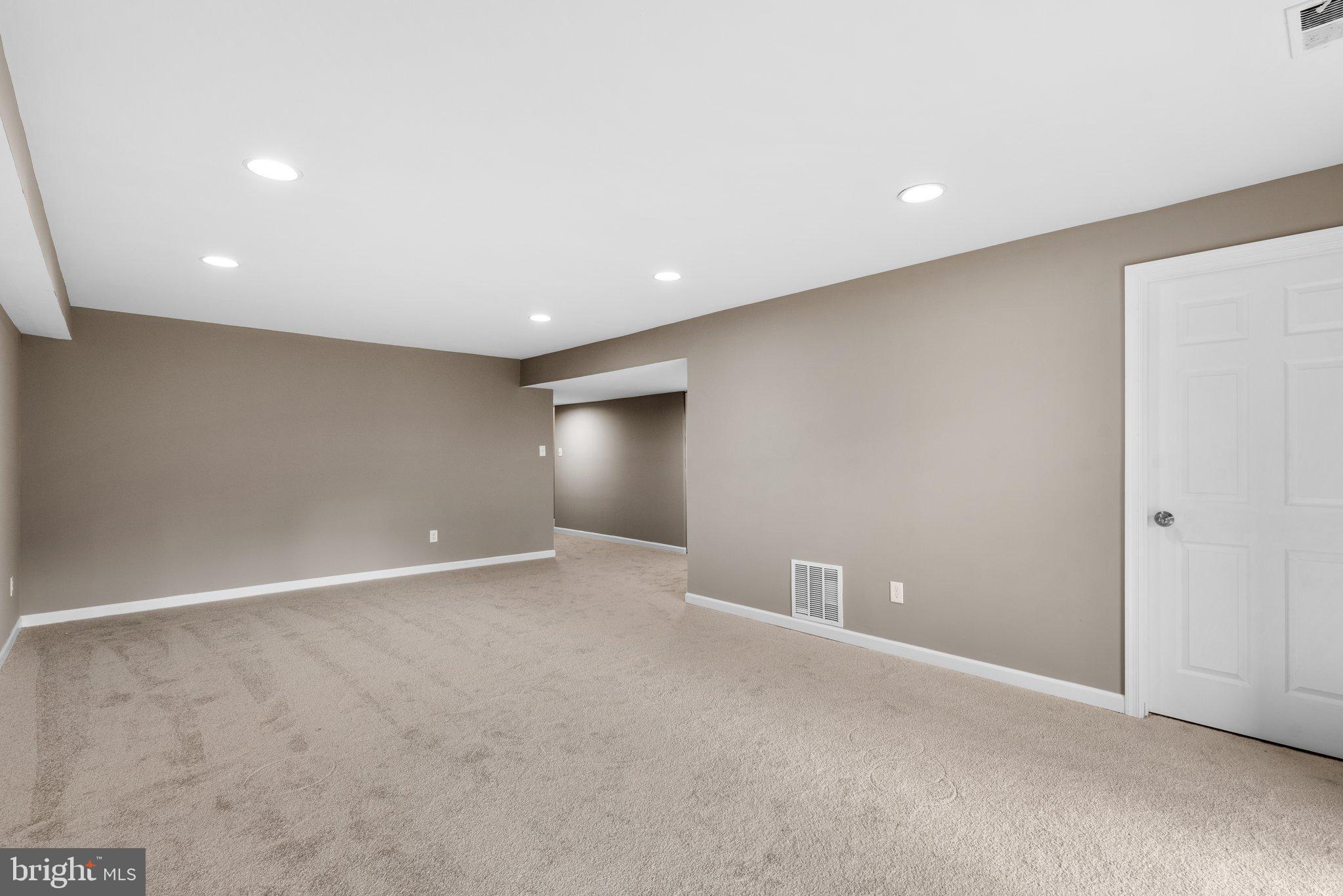 RUXTON CROSSING TOWNHSE - Residential