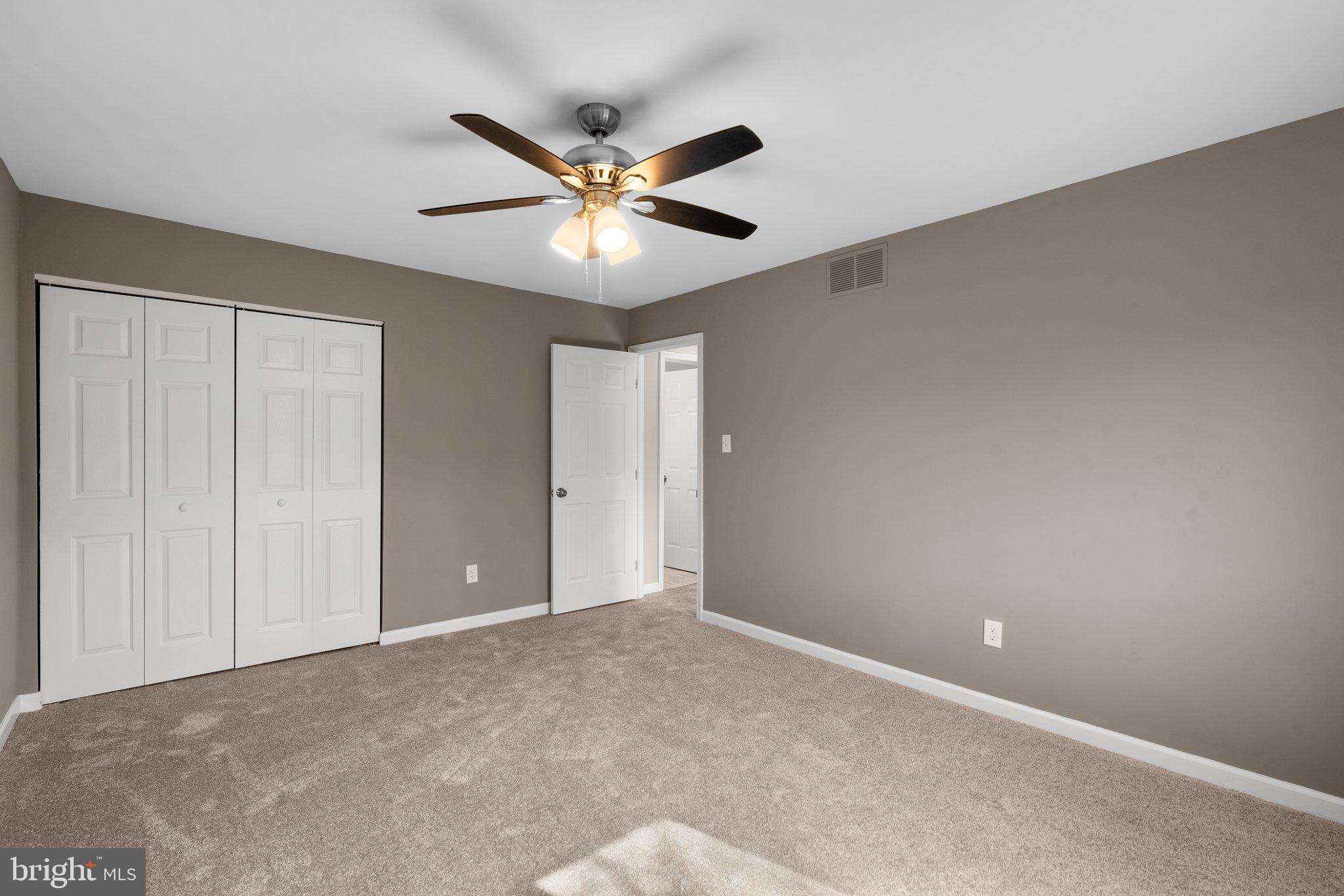 RUXTON CROSSING TOWNHSE - Residential