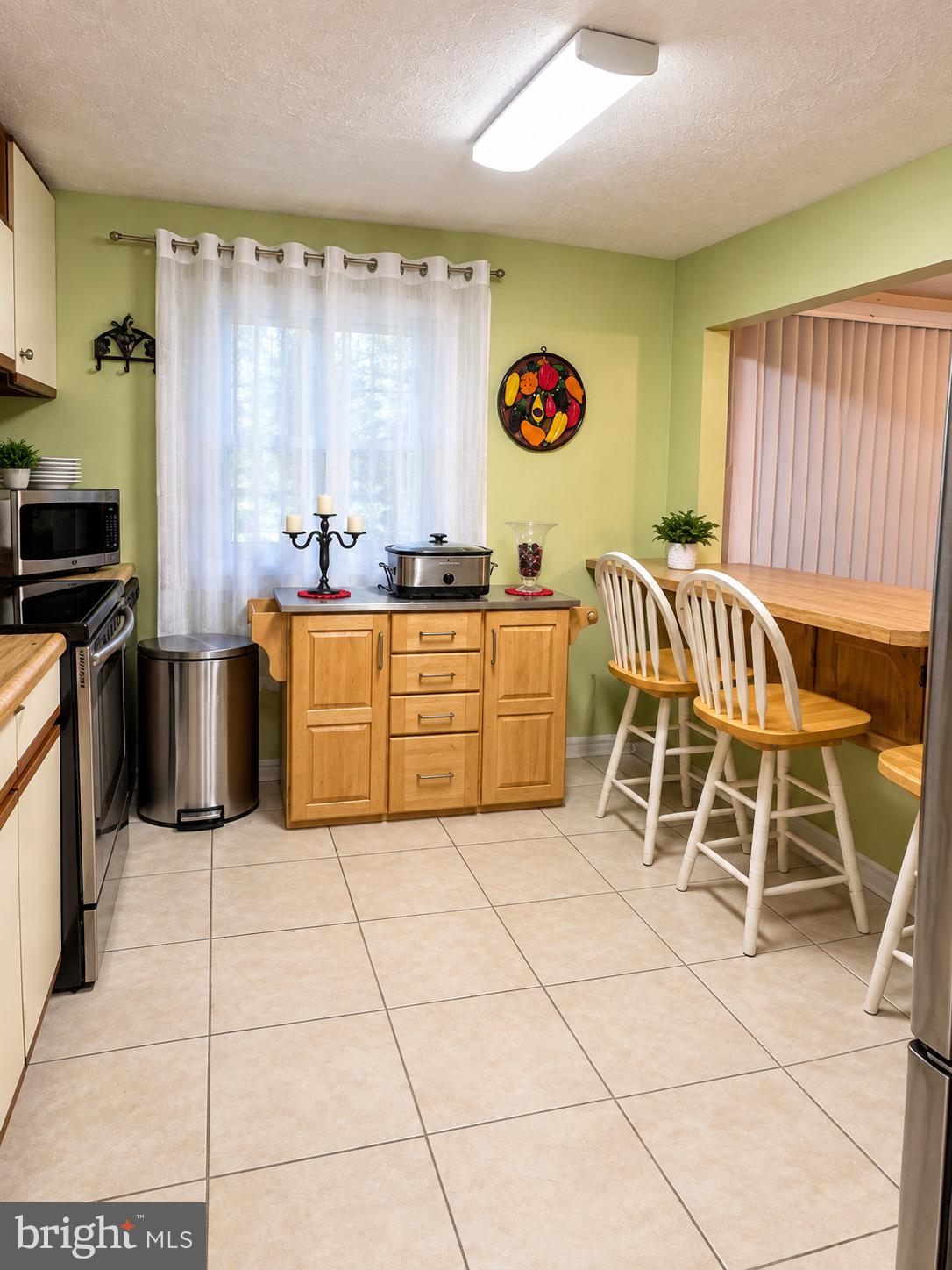 10506 MEADOWRIDGE LANE