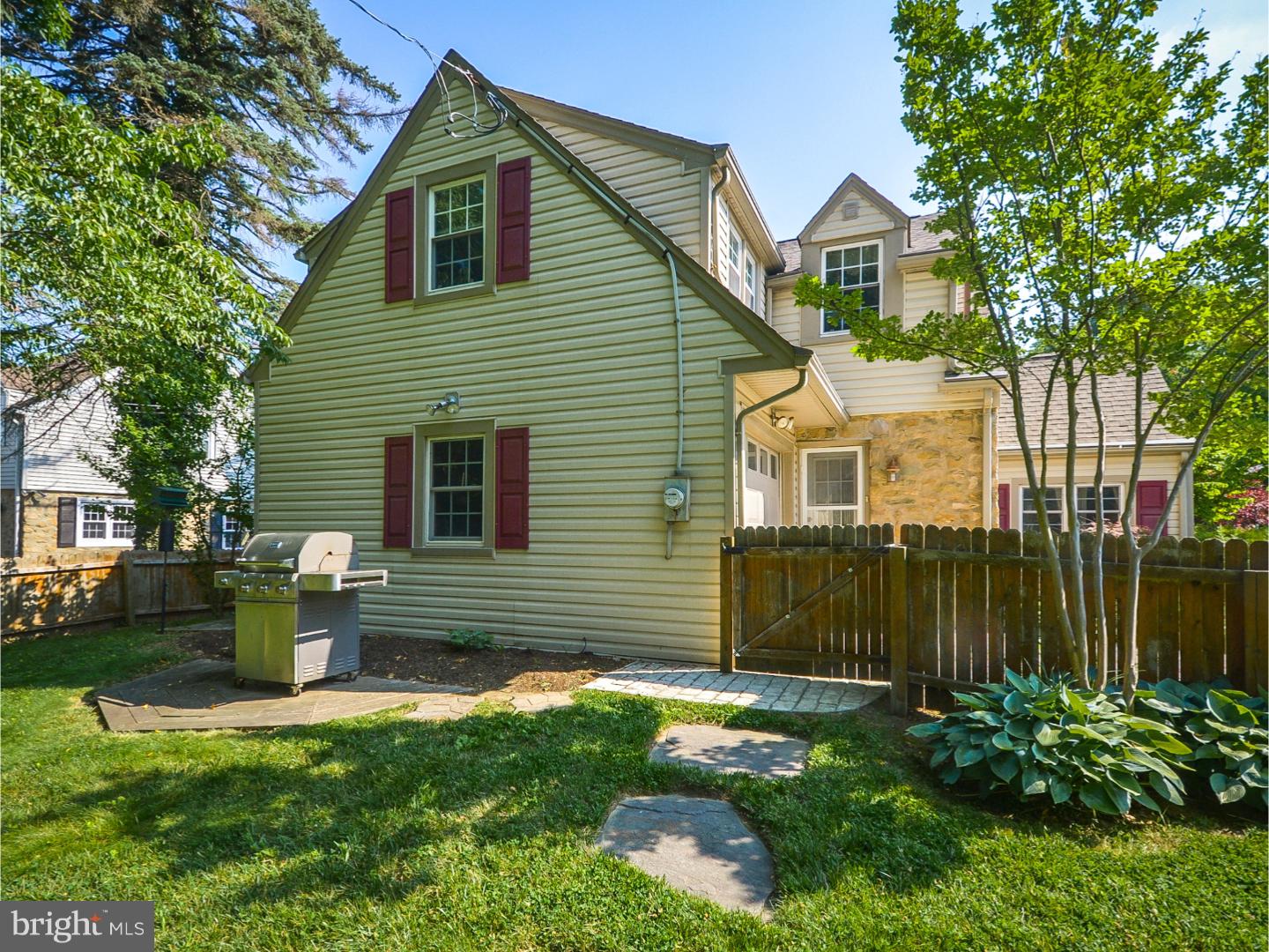 ENFIELD - Residential