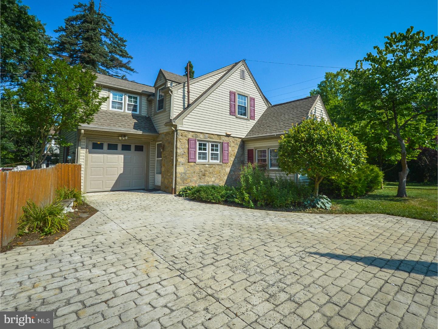 ENFIELD - Residential