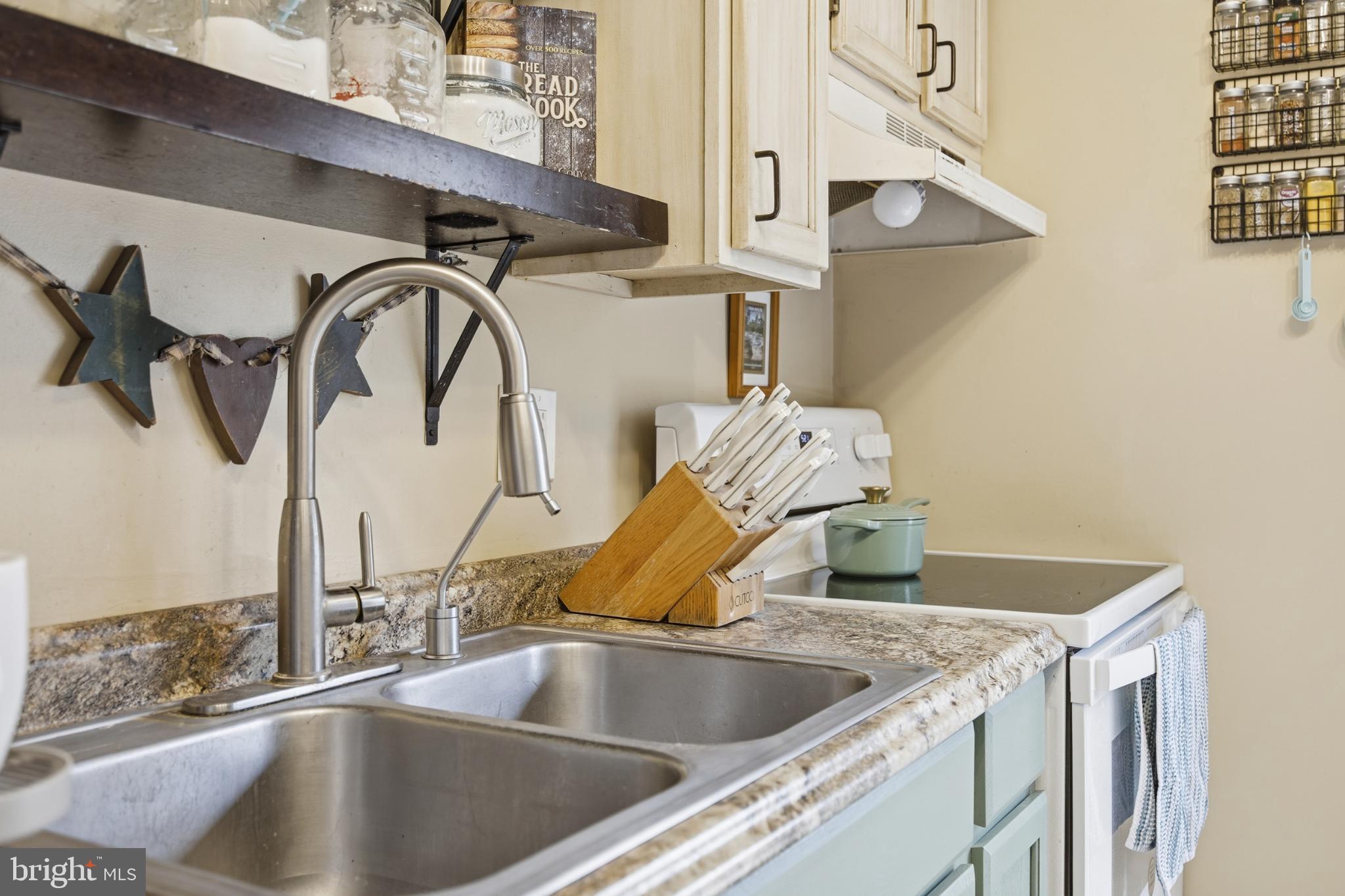 GLENWOOD FOREST - Residential