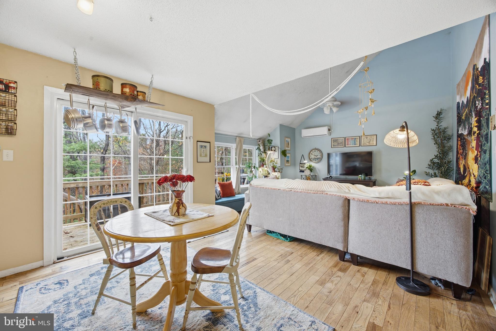 GLENWOOD FOREST - Residential