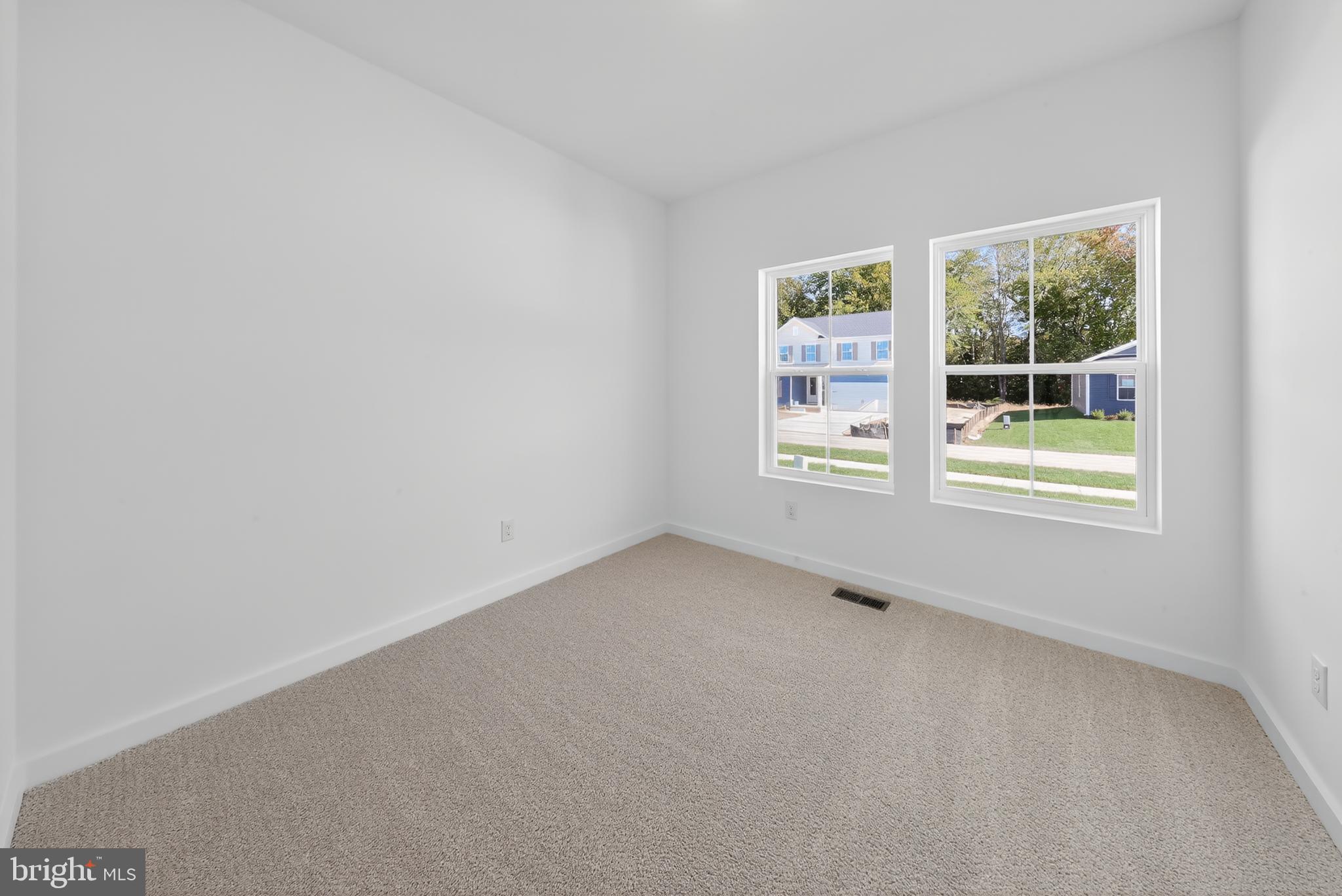 CAPTAINS WAY - Residential