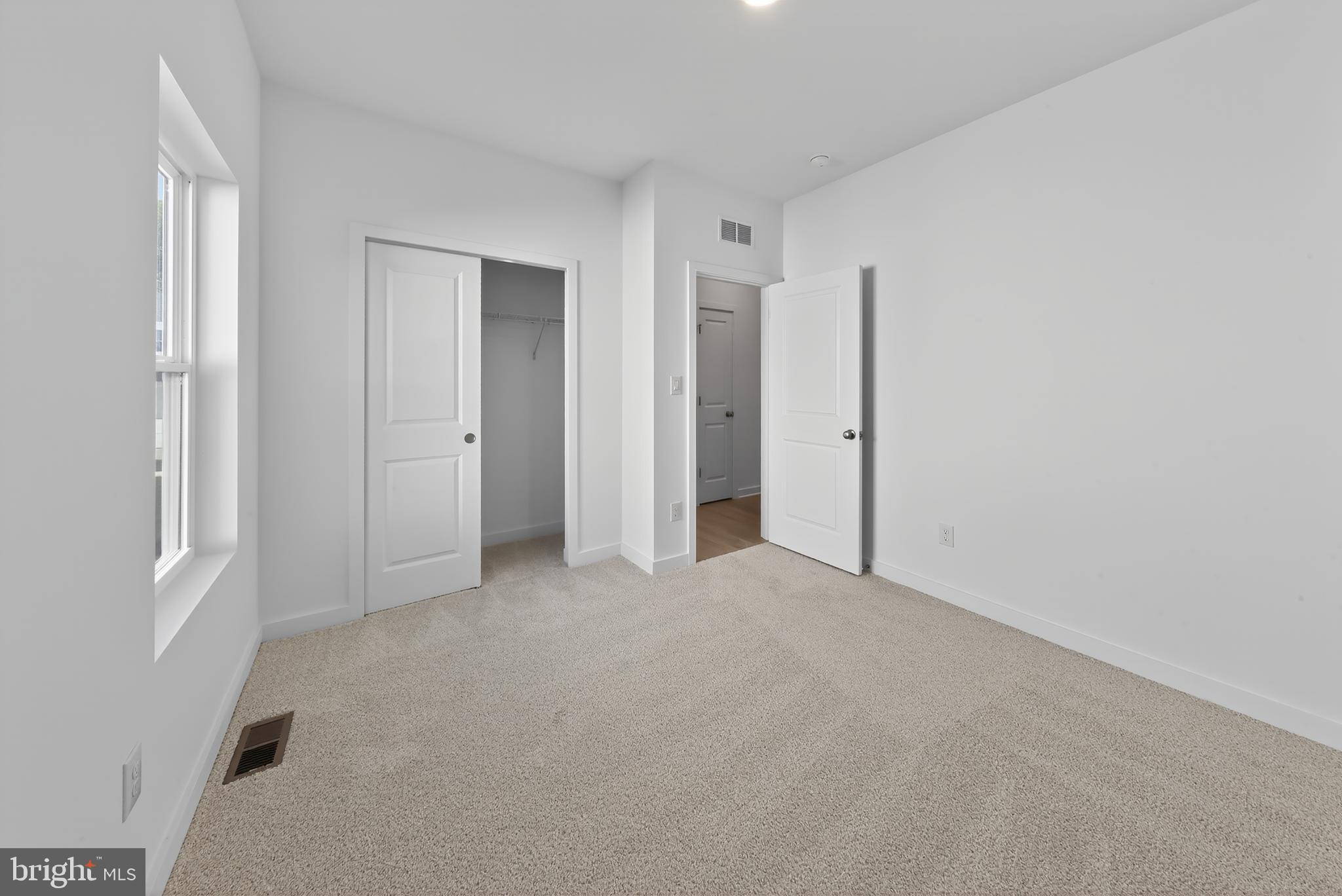 CAPTAINS WAY - Residential