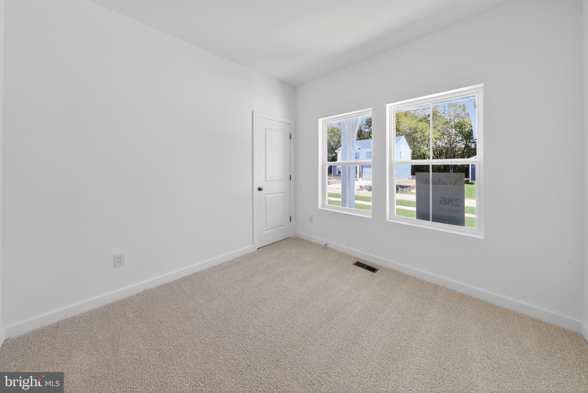 CAPTAINS WAY - Residential