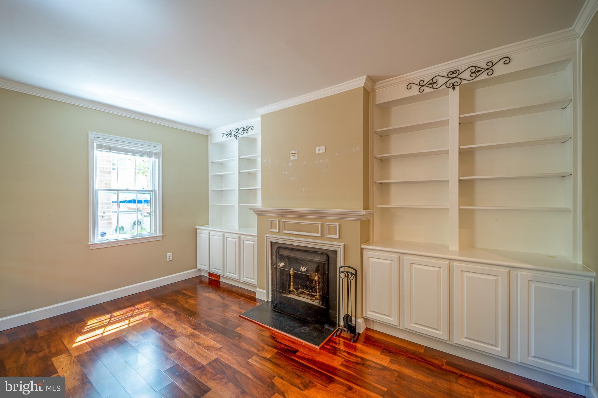 WATERGATE OF ALEXANDRIA - Residential Lease