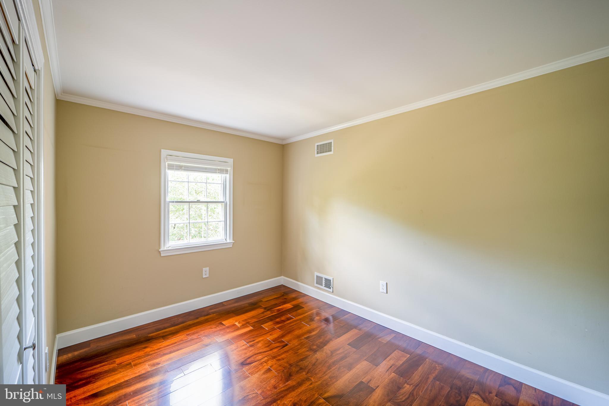 WATERGATE OF ALEXANDRIA - Residential Lease