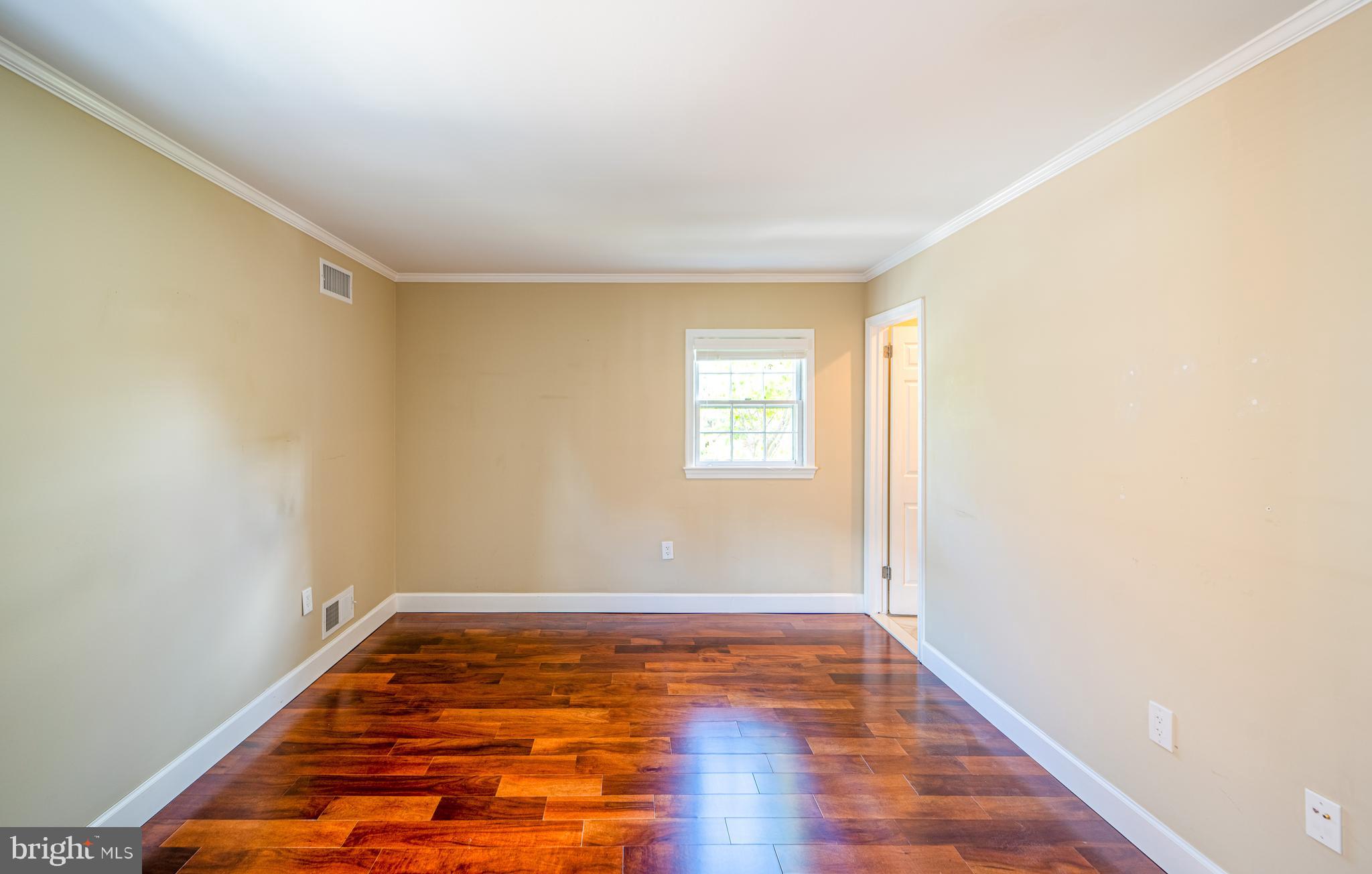 WATERGATE OF ALEXANDRIA - Residential Lease