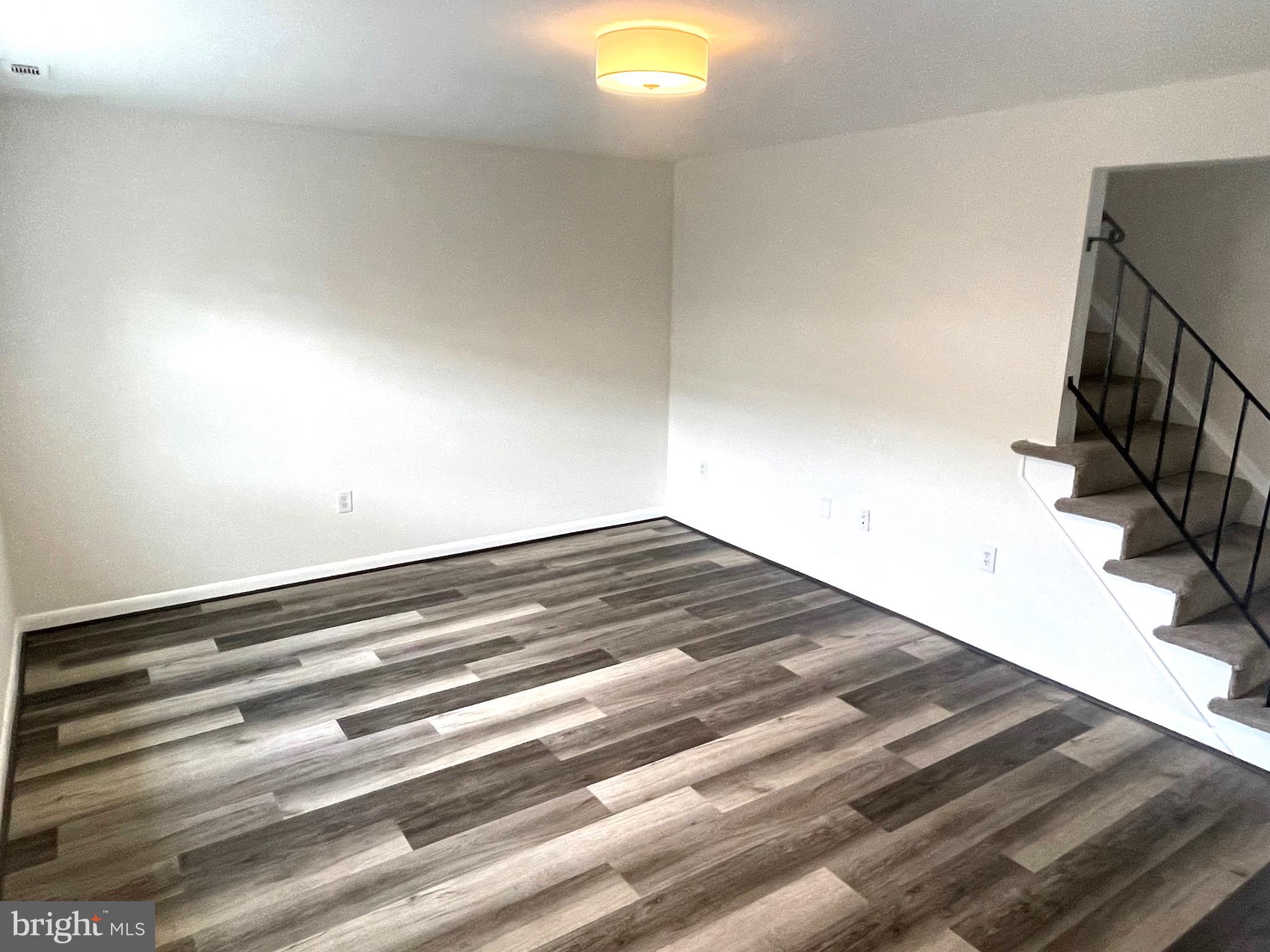 HERITAGE HILL CONDO - Residential