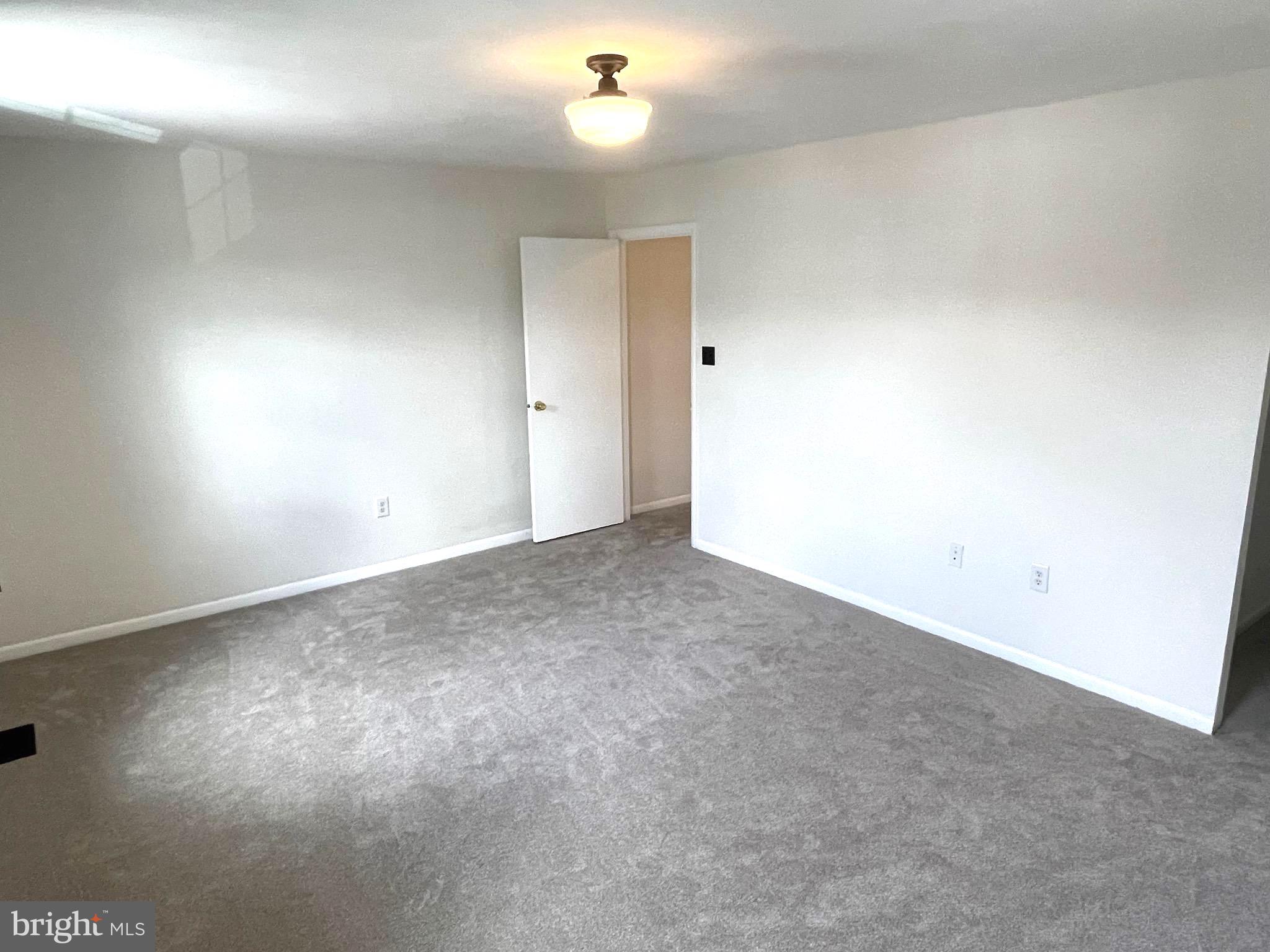 HERITAGE HILL CONDO - Residential