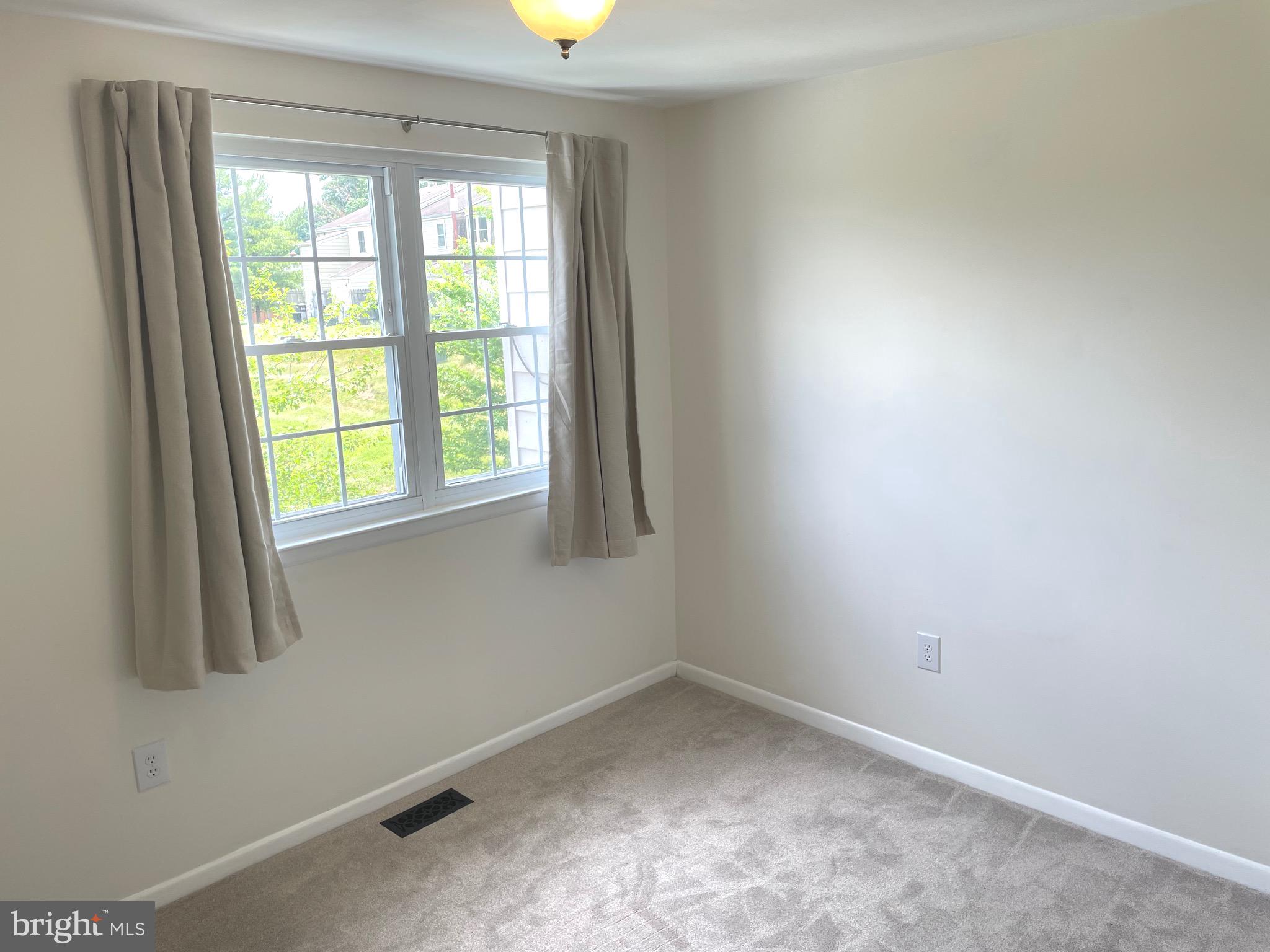 HERITAGE HILL CONDO - Residential