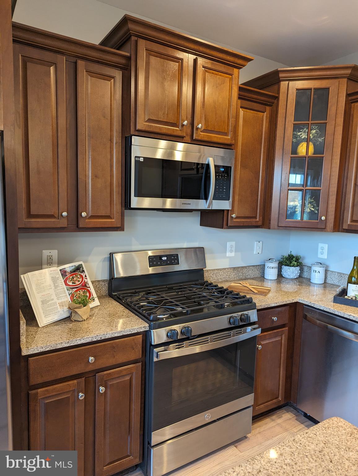 MILLSTONE VILLAGE - Residential