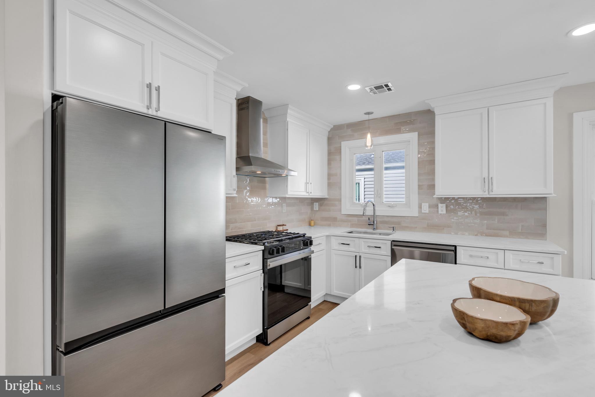 HOLIDAY CITY - WEST - Residential