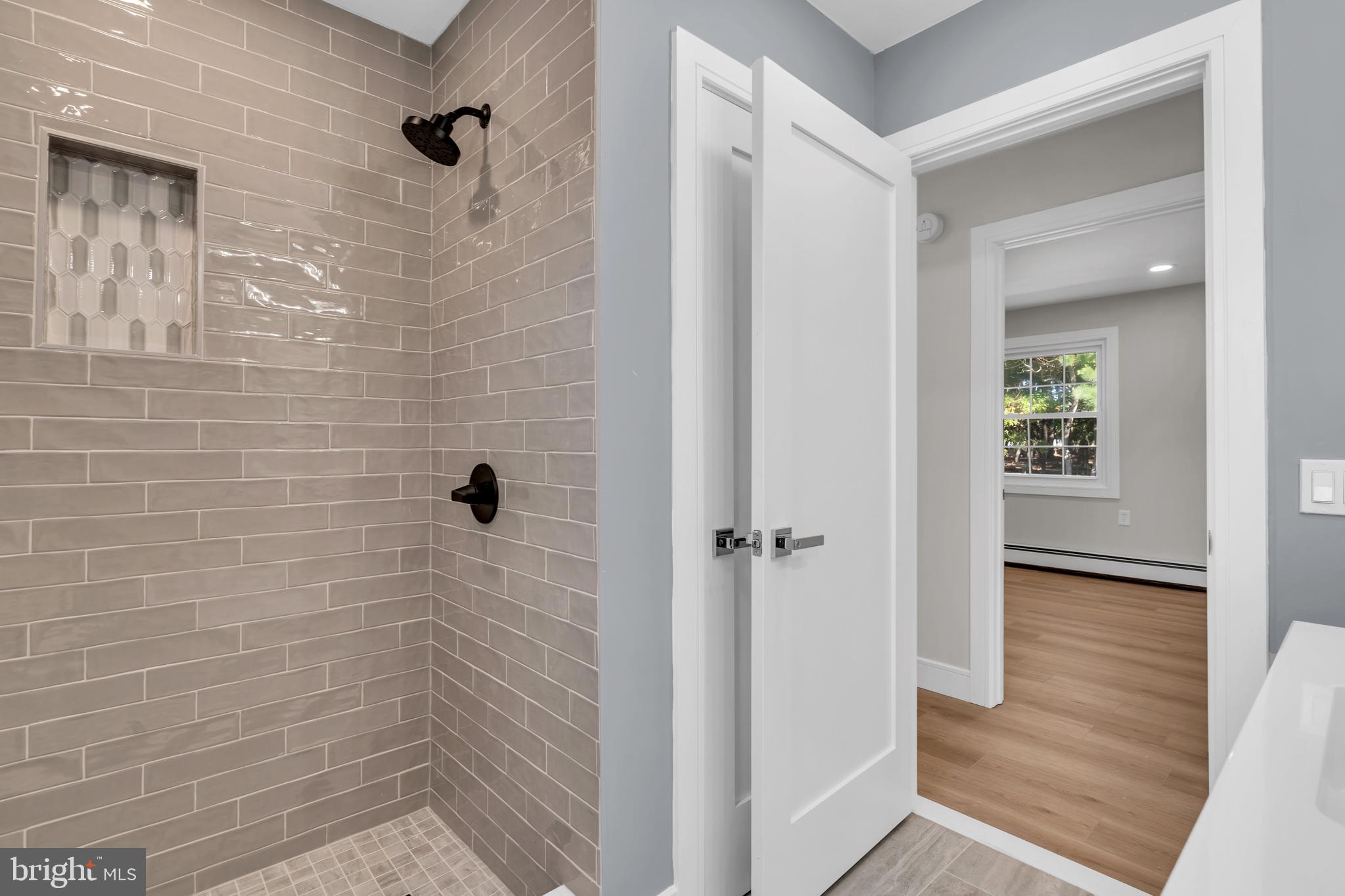 HOLIDAY CITY - WEST - Residential