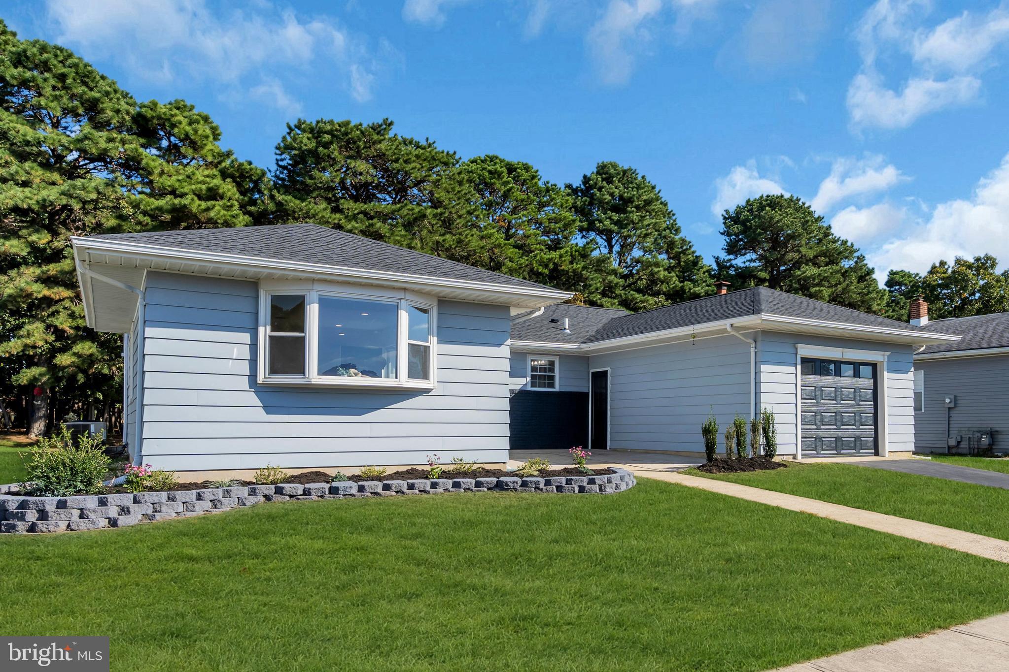 HOLIDAY CITY - WEST - Residential