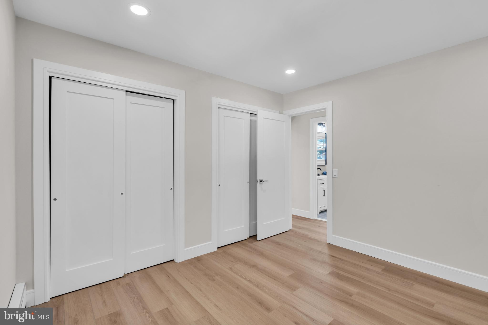 HOLIDAY CITY - WEST - Residential