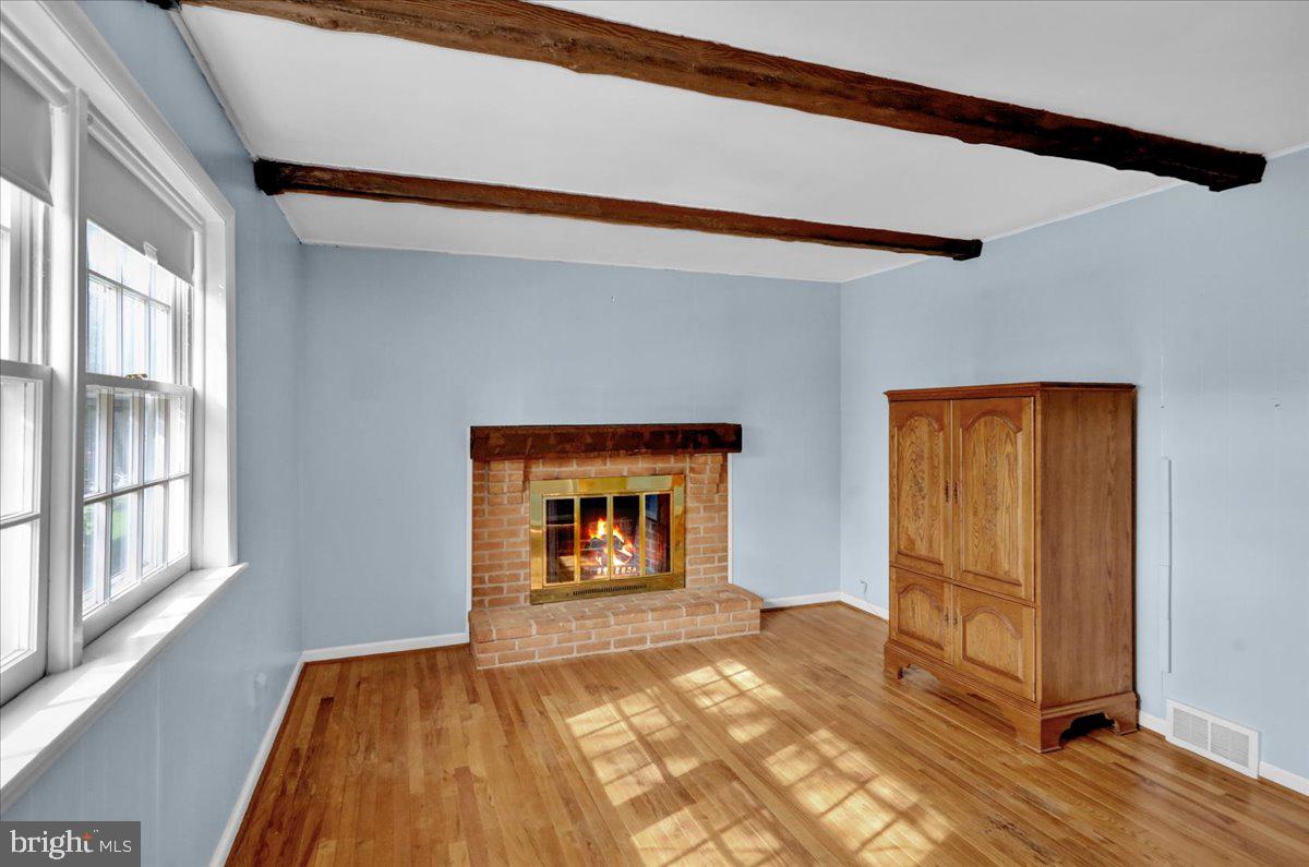 WHITFIELD - Residential