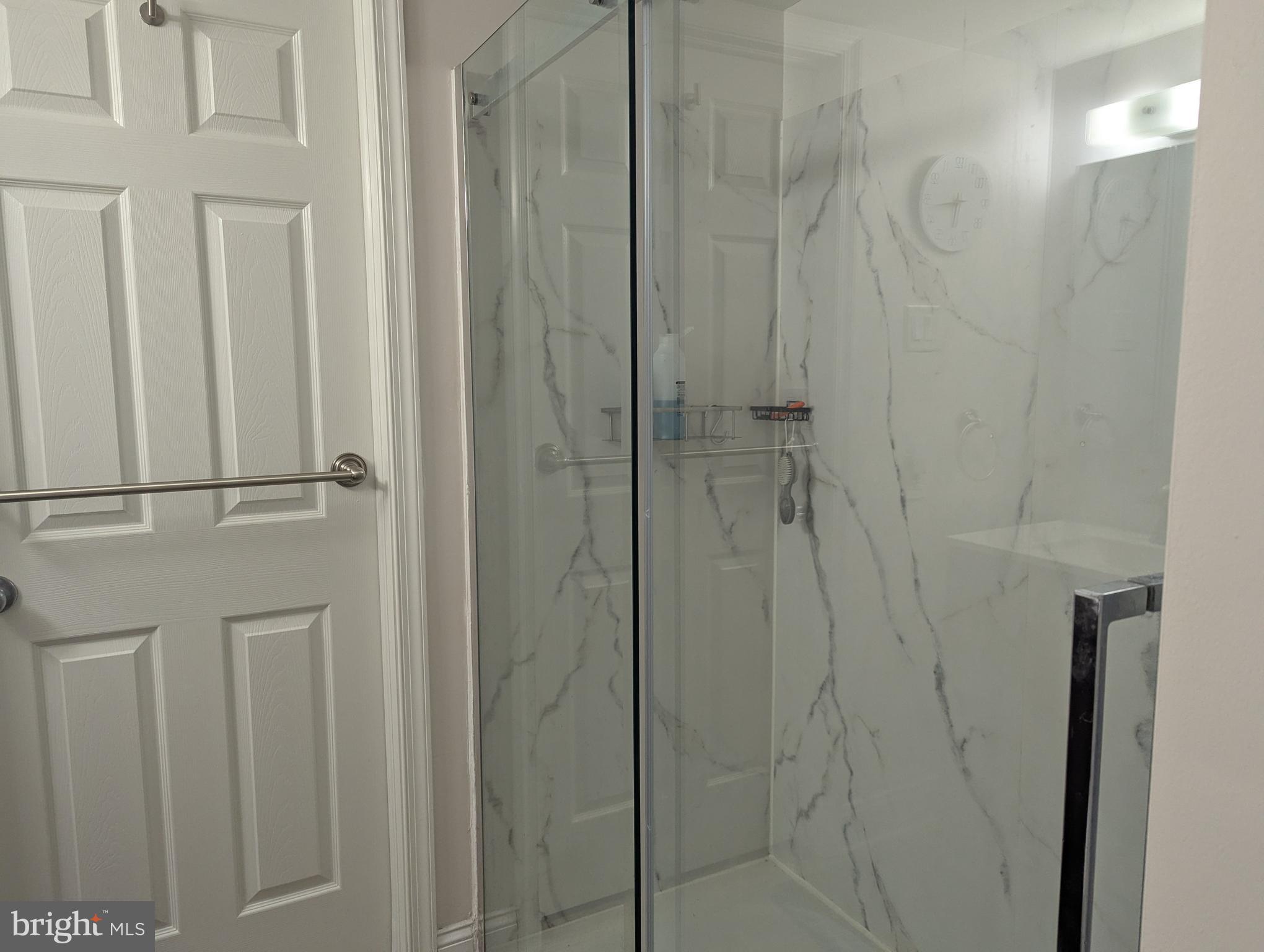 HERMITAGE - Residential