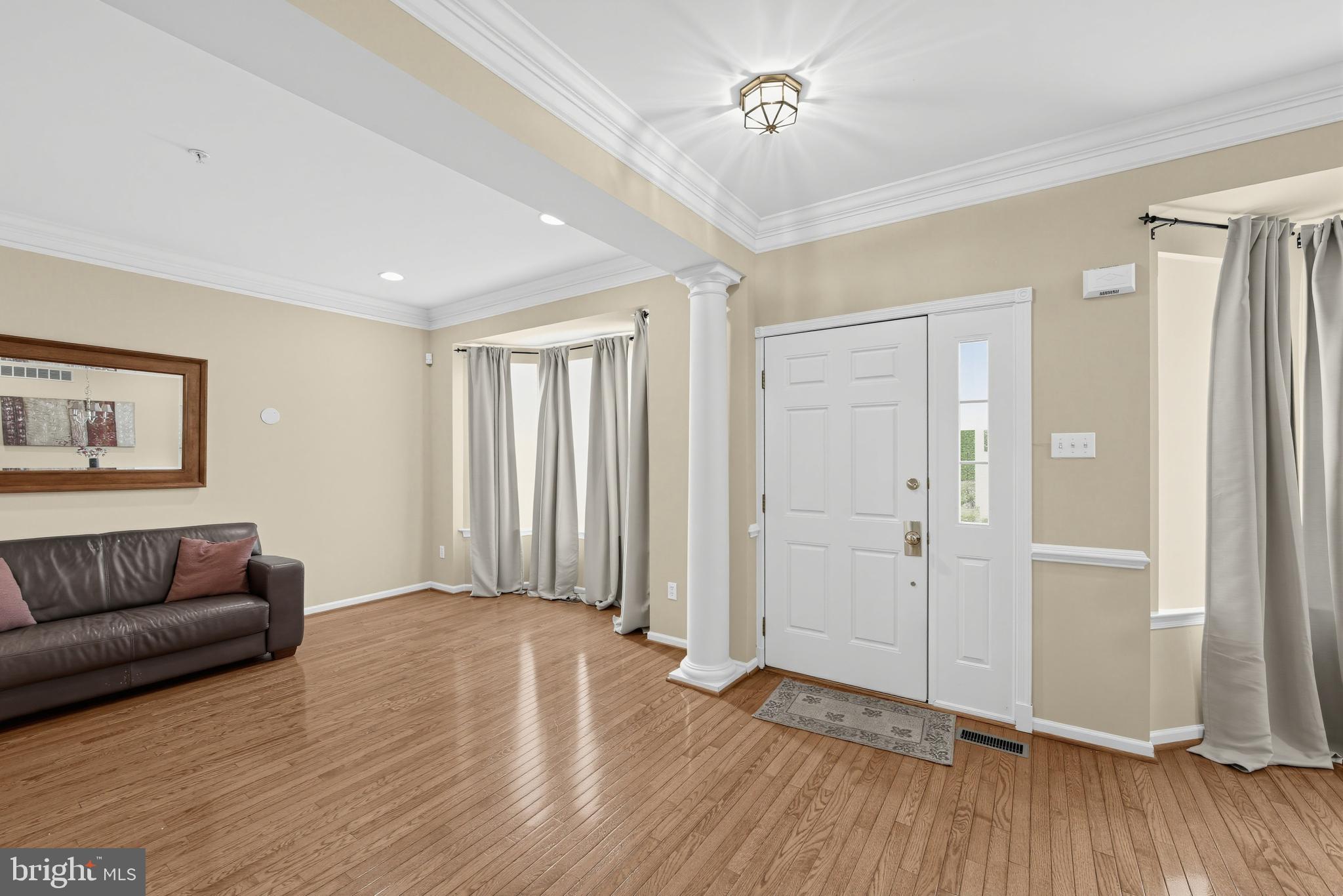 135 FRINGETREE DRIVE
