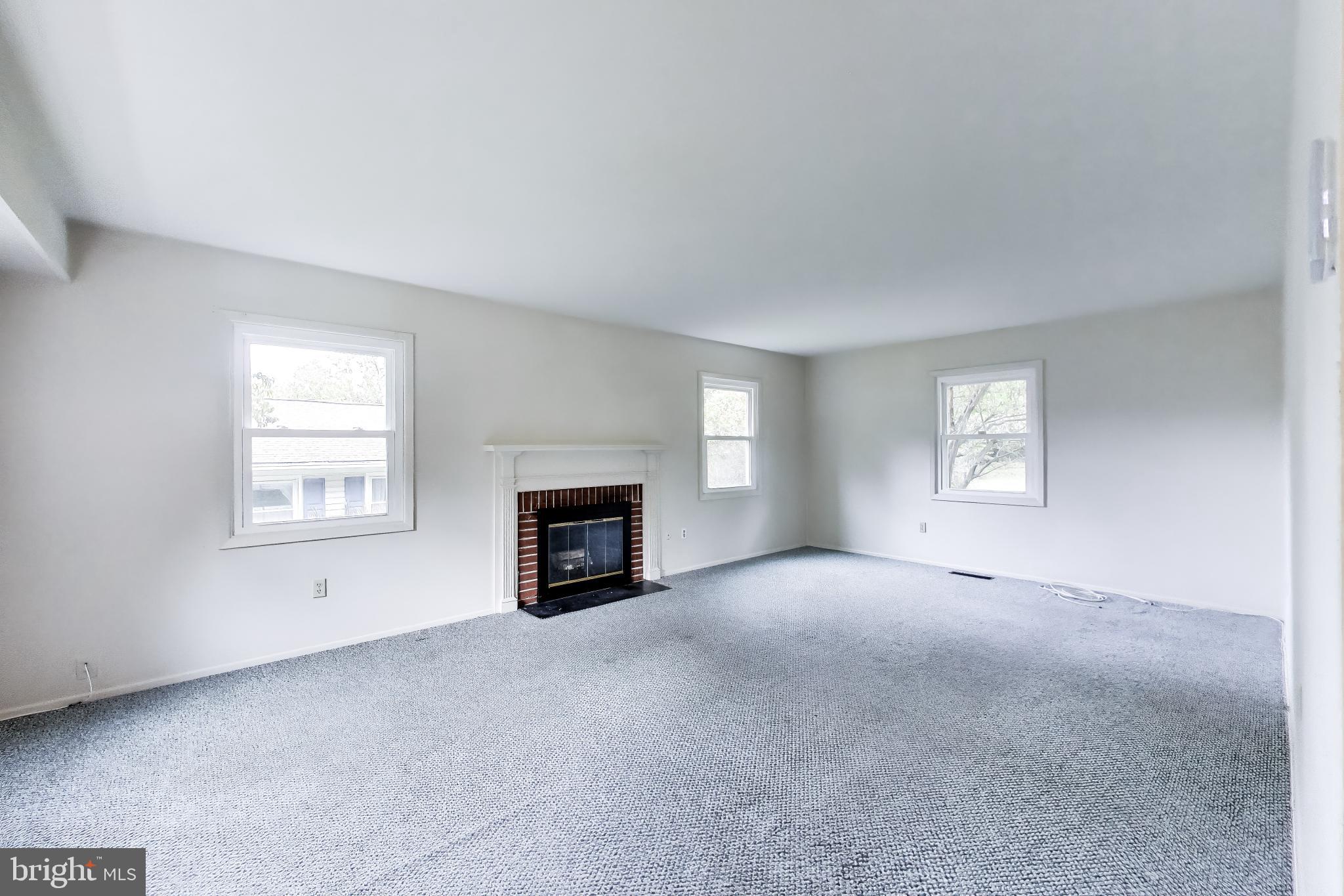 12221 MARNE LANE
