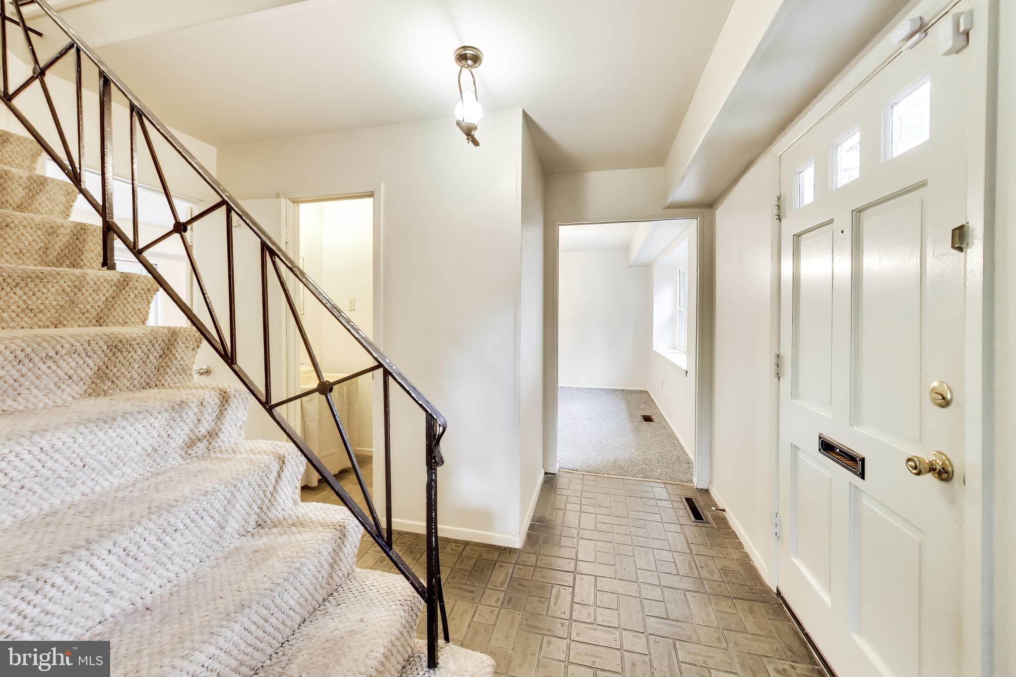 12221 MARNE LANE