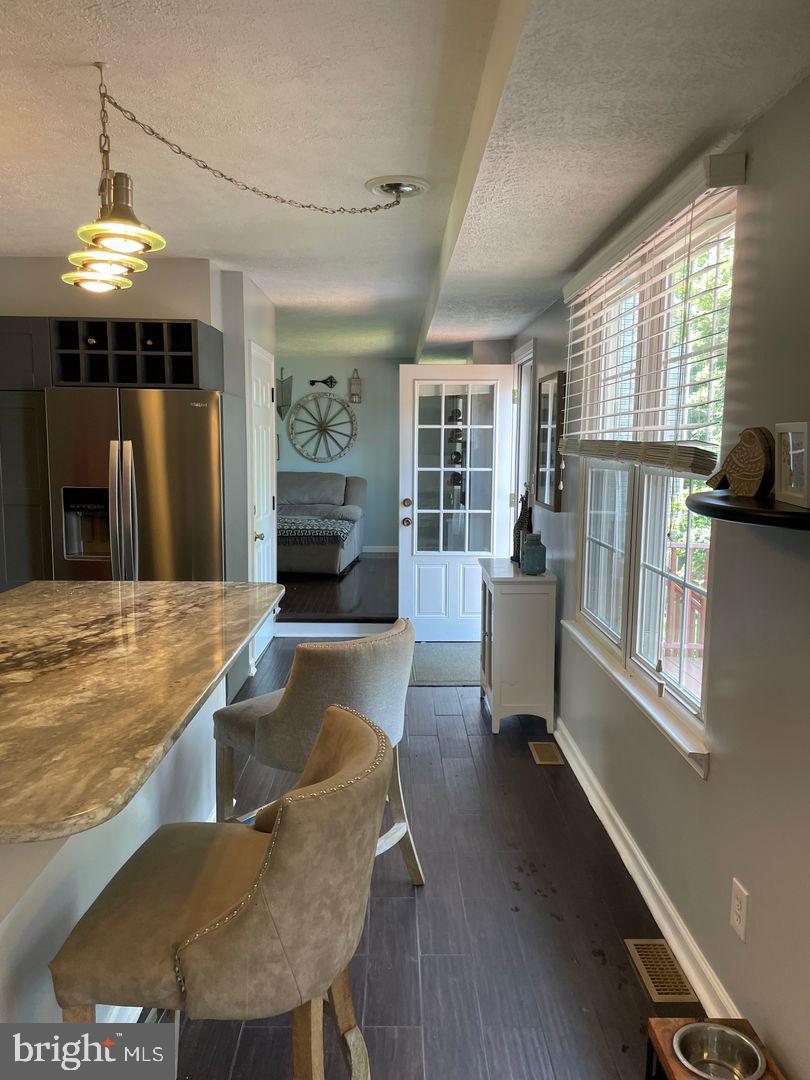 ATLANTIS - Residential Lease