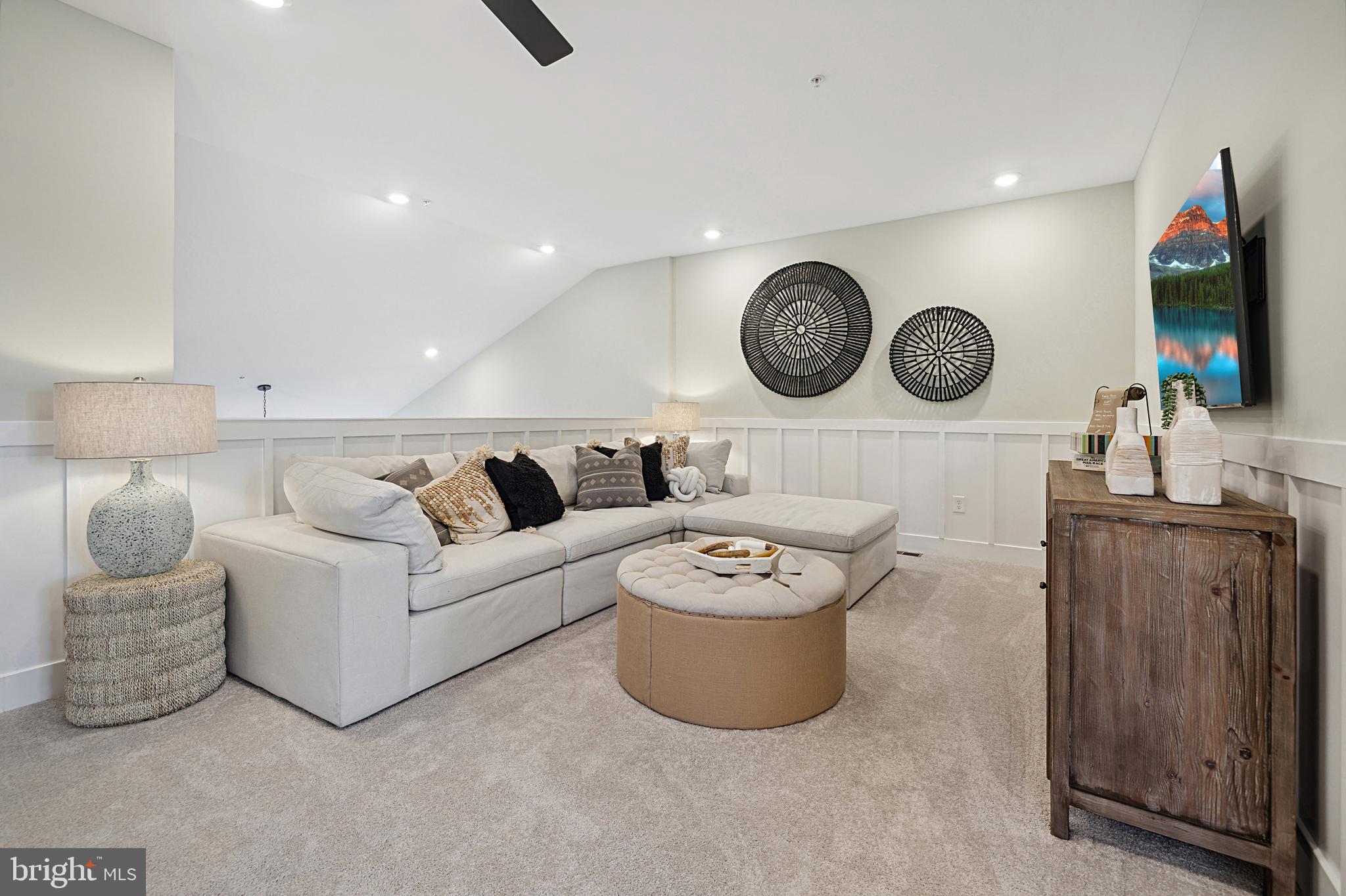 2125 WINTERBERRY LANE