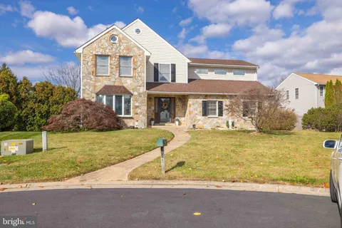 13 Denise Court, Bear, DE MLS: DENC2092304