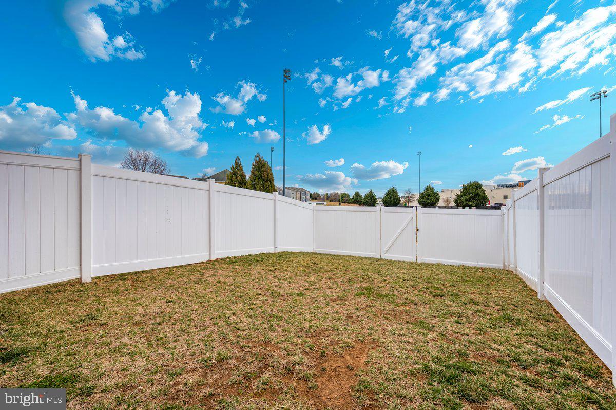 BRIAR RUN - Residential