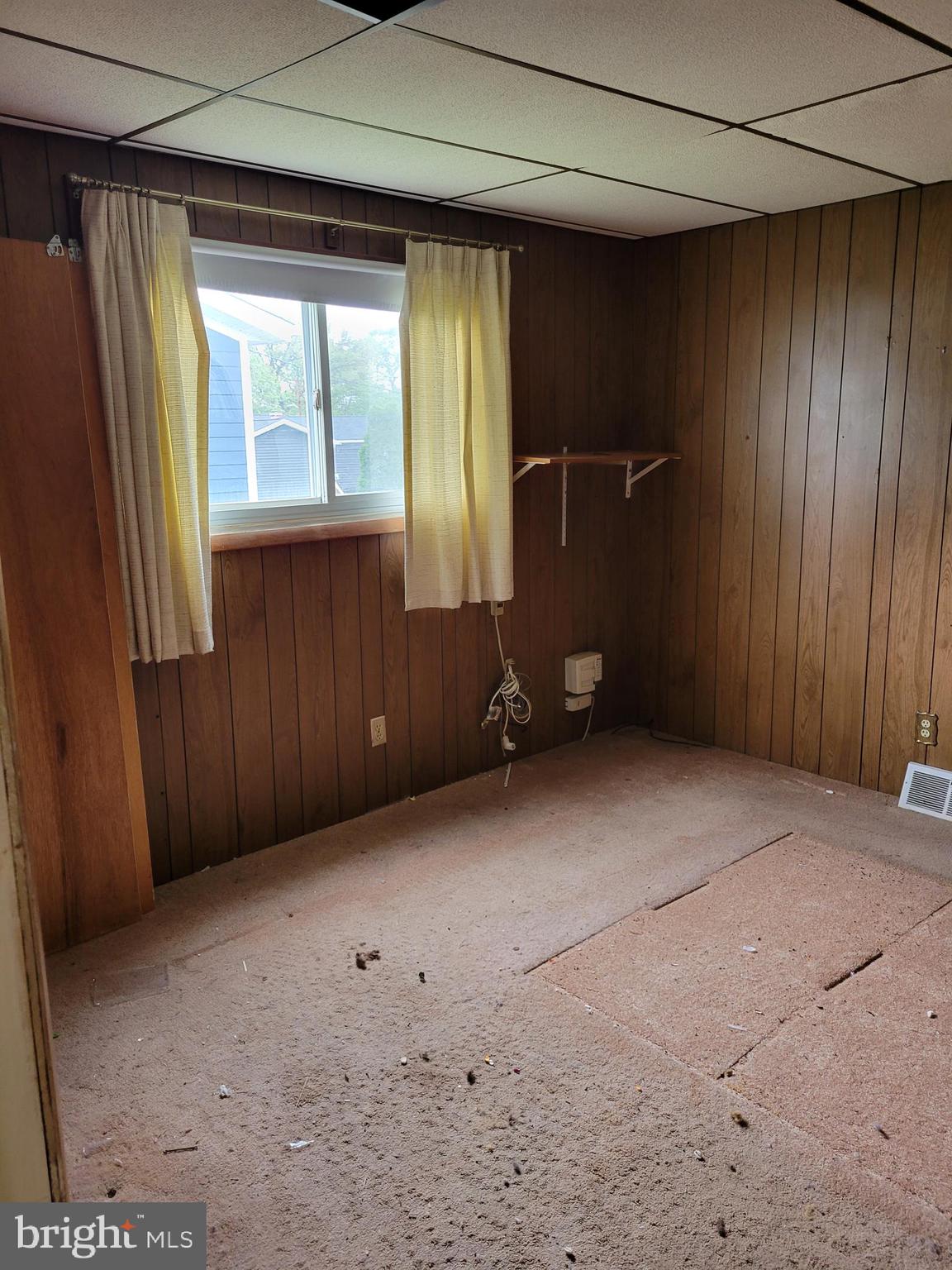 TWIN COVES - Residential