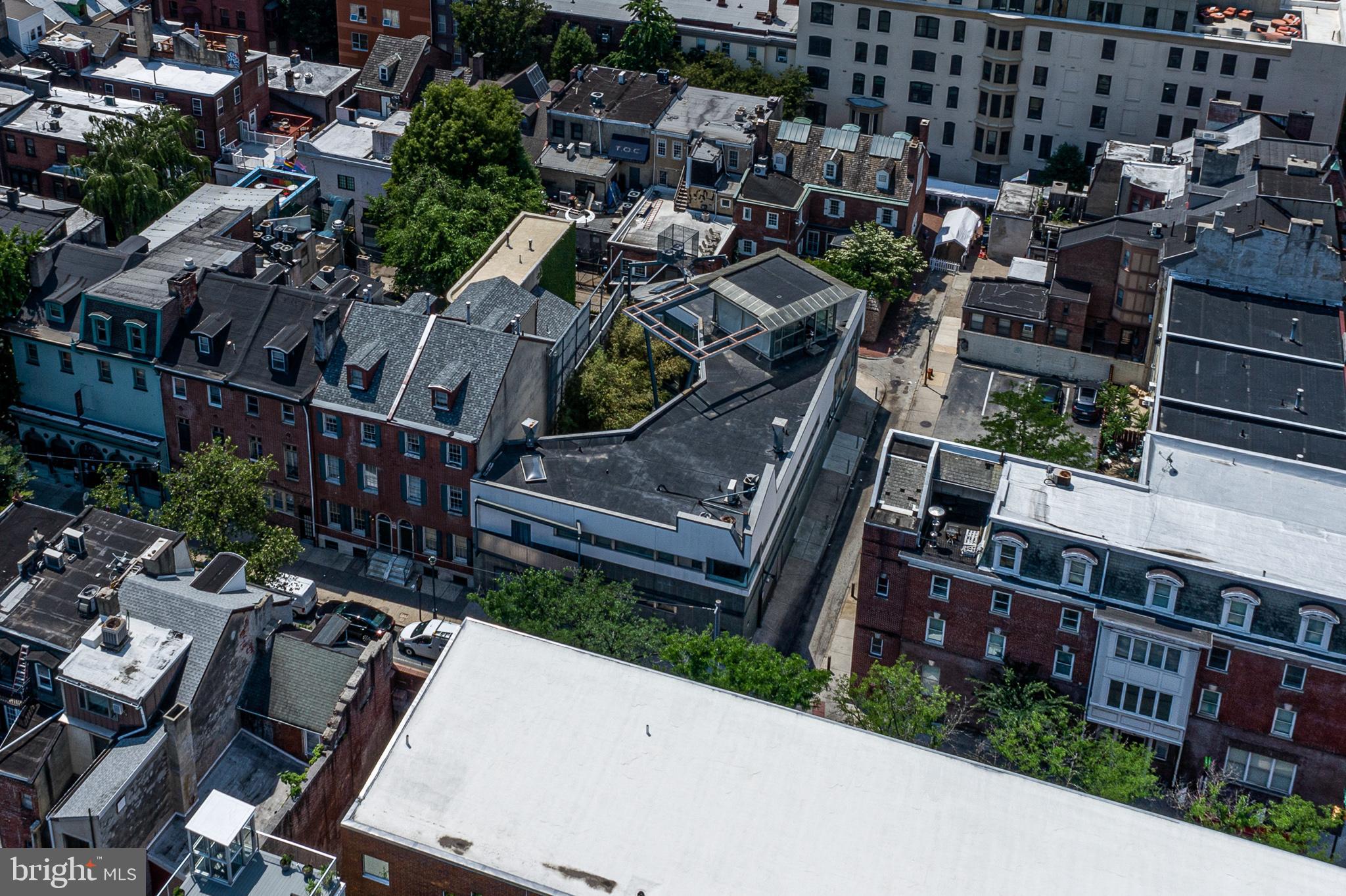 WASHINGTON SQ - Residential