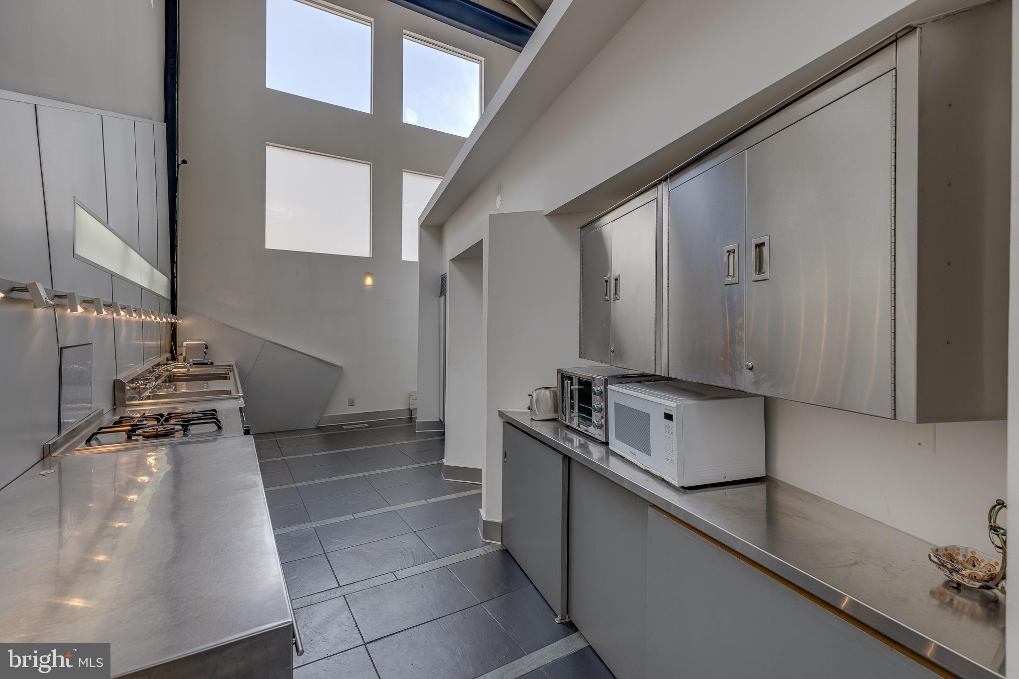 WASHINGTON SQ - Residential