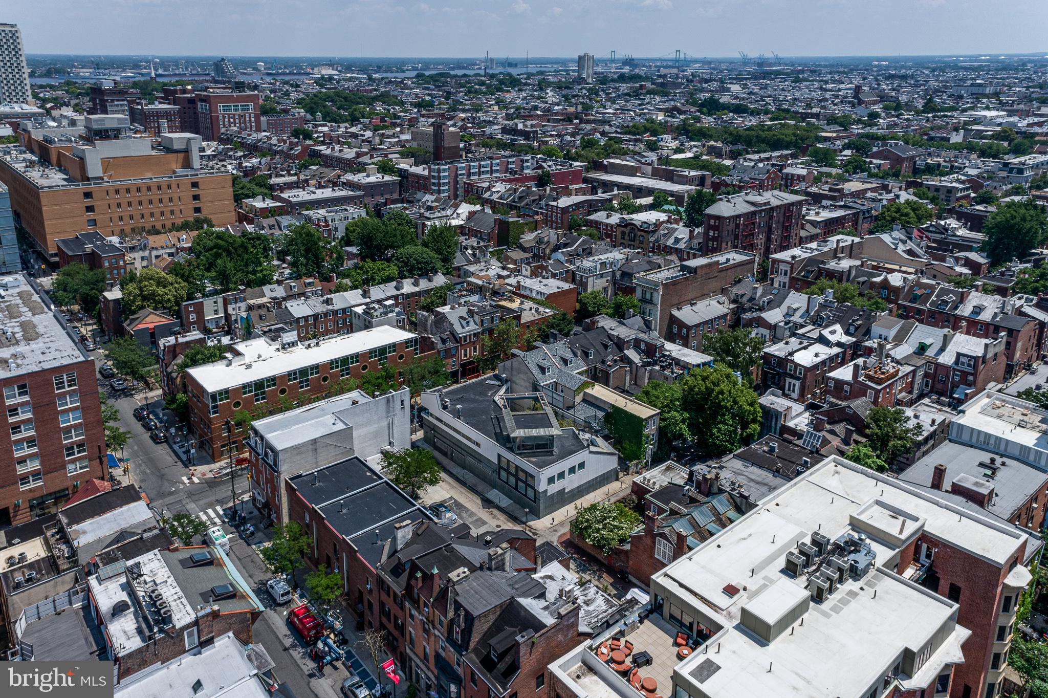 WASHINGTON SQ - Residential