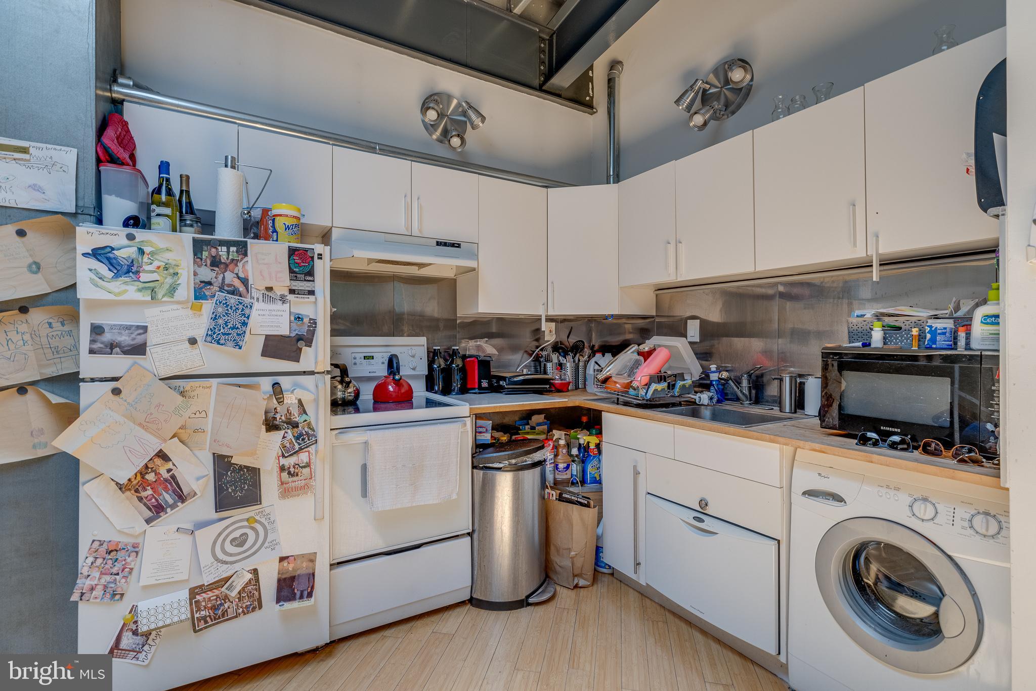 WASHINGTON SQ - Residential