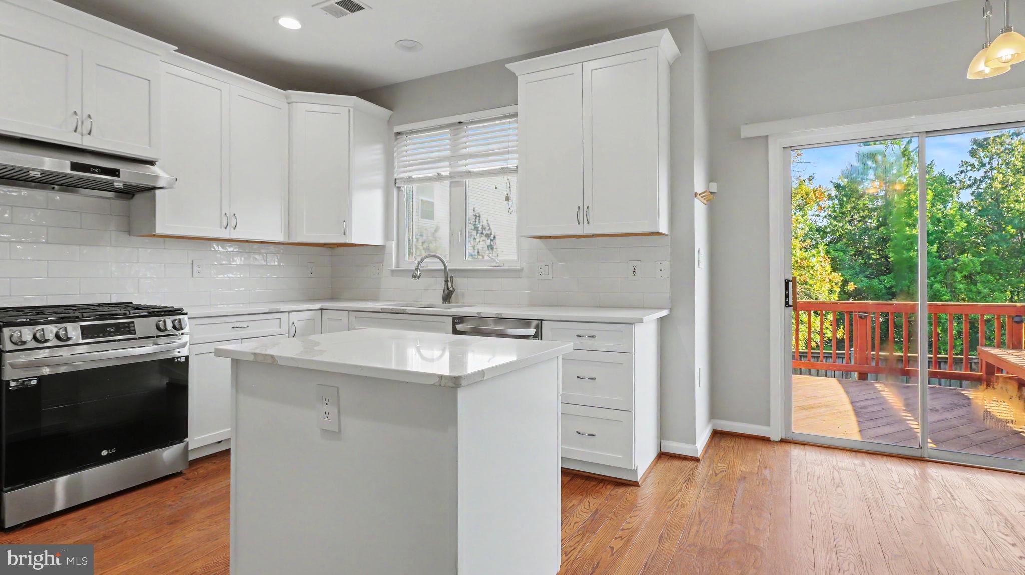 6239 FROSTY WINTER COURT