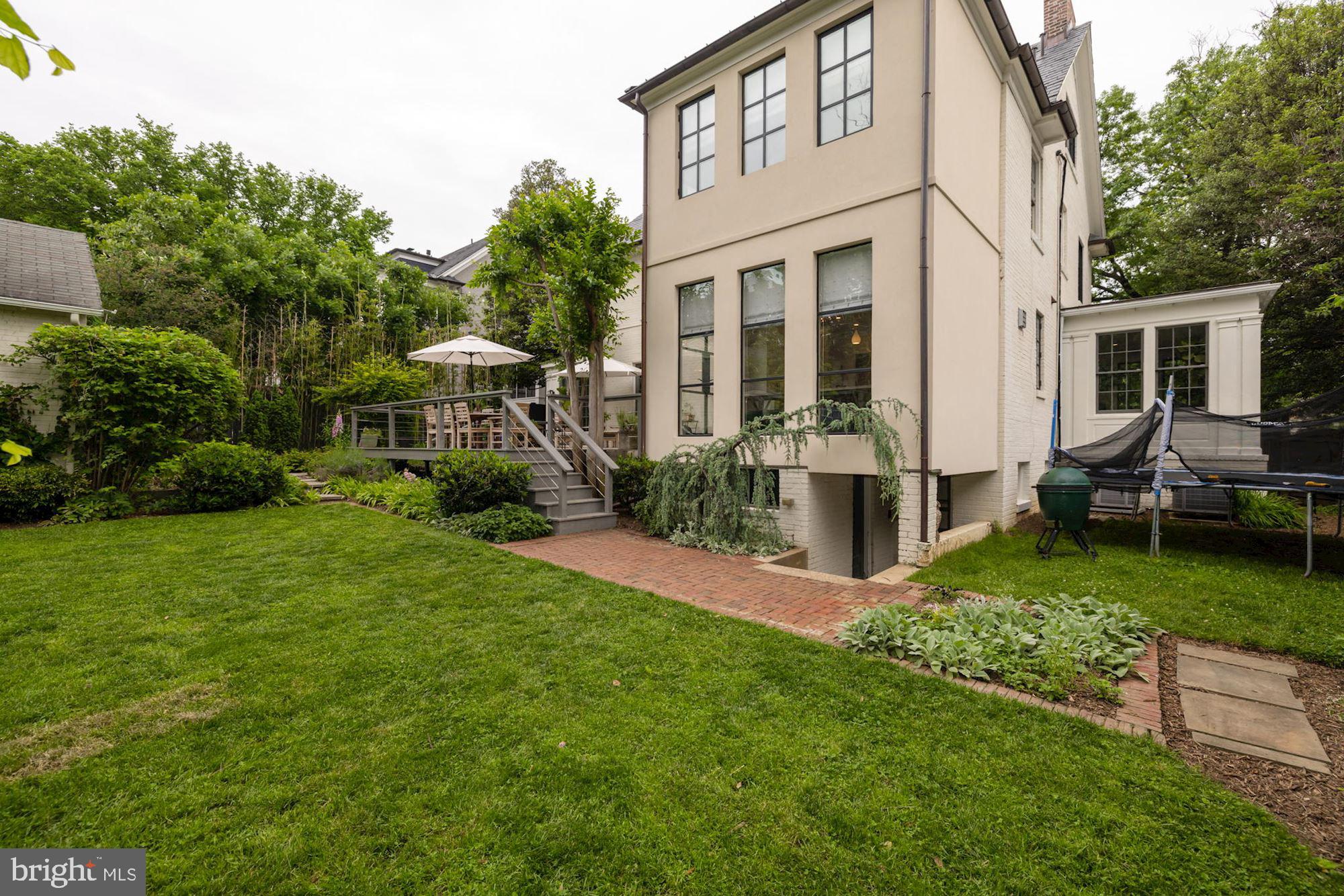 OBSERVATORY CIRCLE - Residential