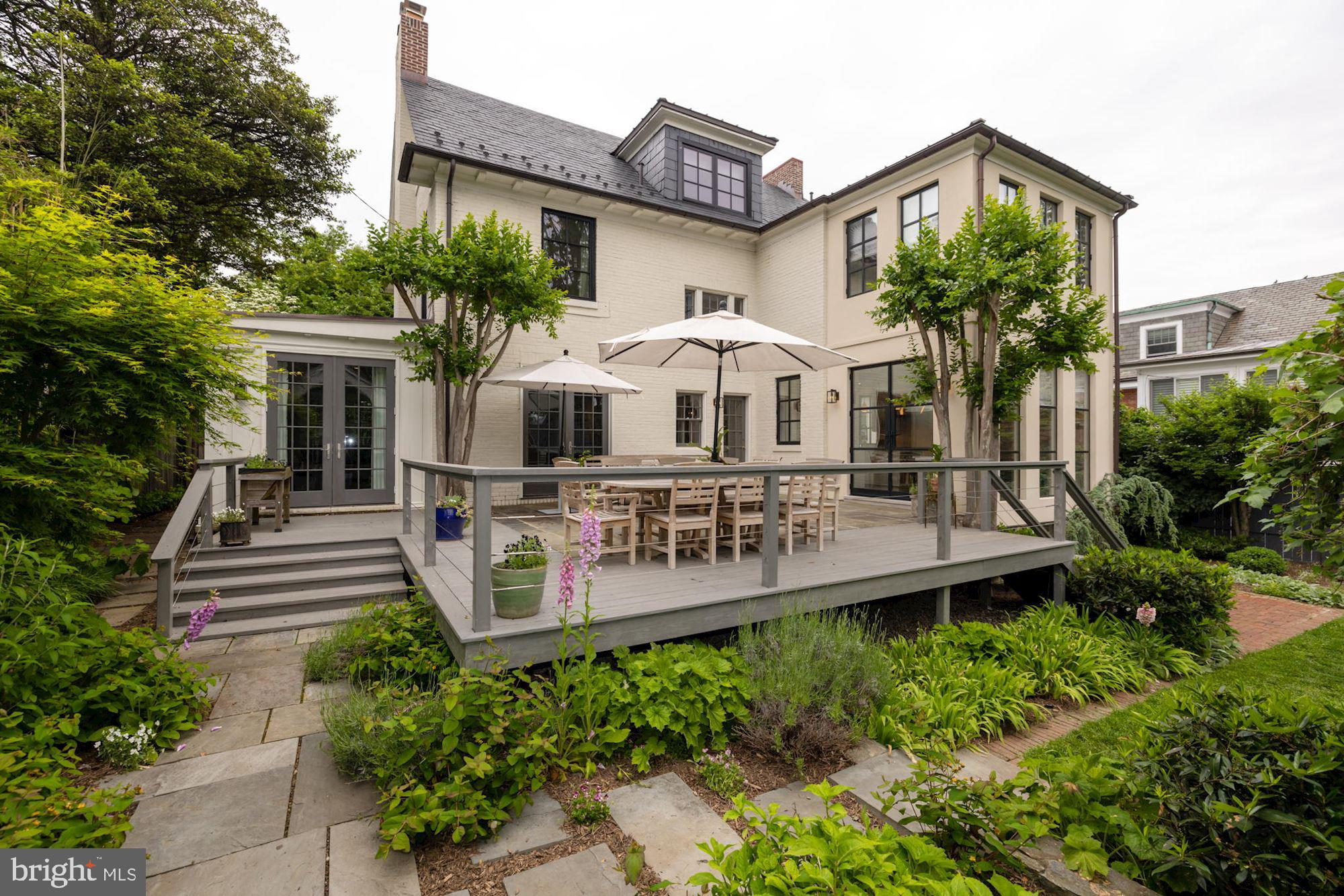OBSERVATORY CIRCLE - Residential