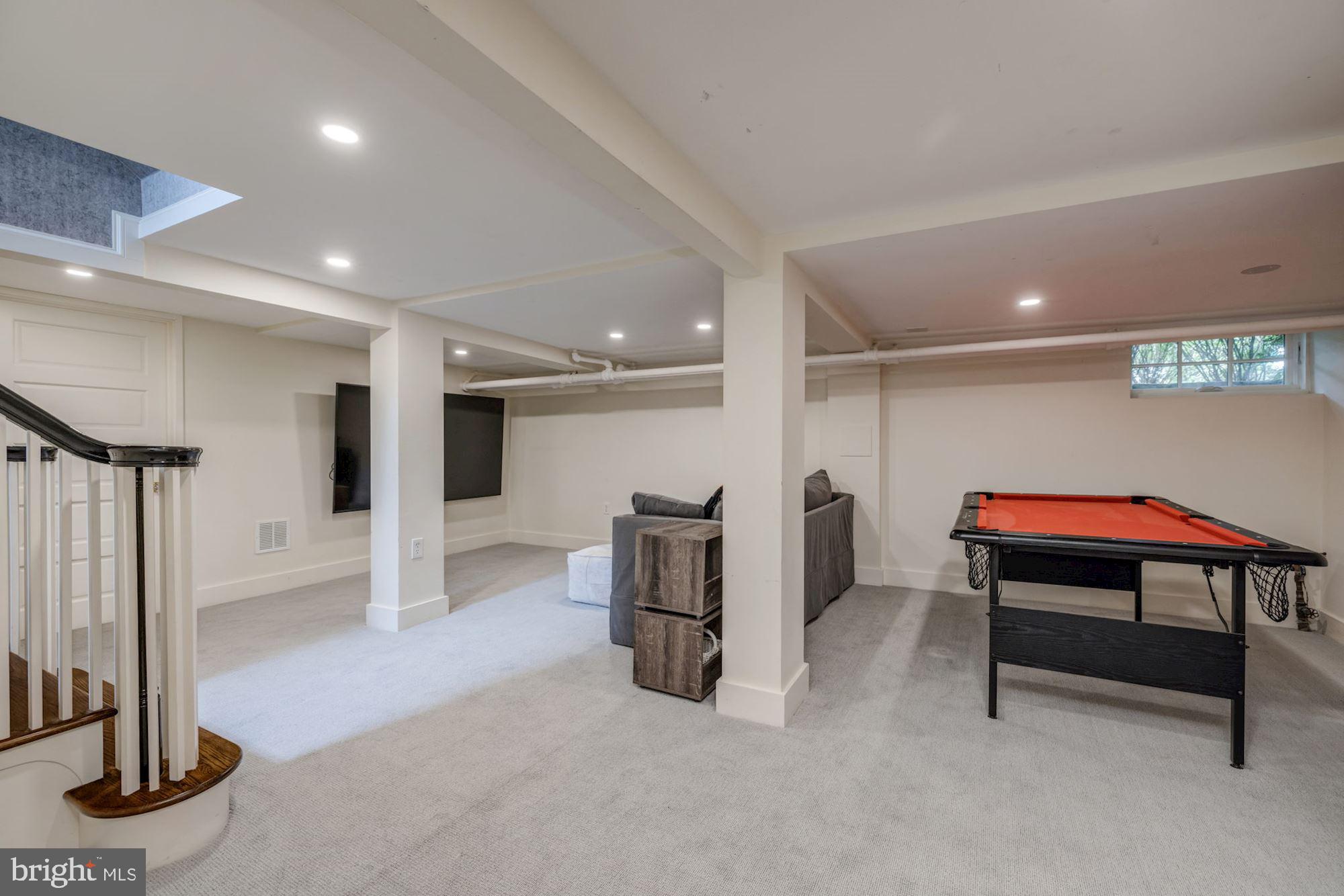 OBSERVATORY CIRCLE - Residential