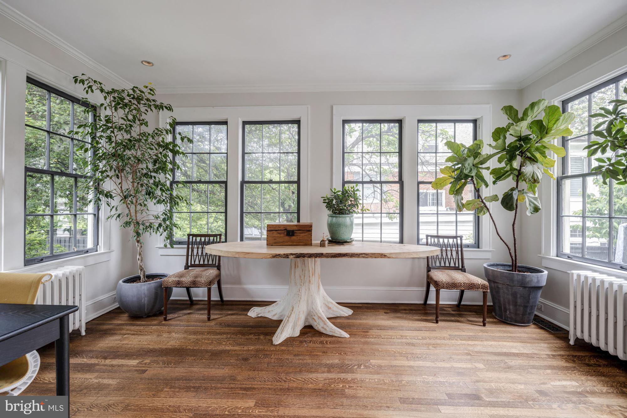 OBSERVATORY CIRCLE - Residential