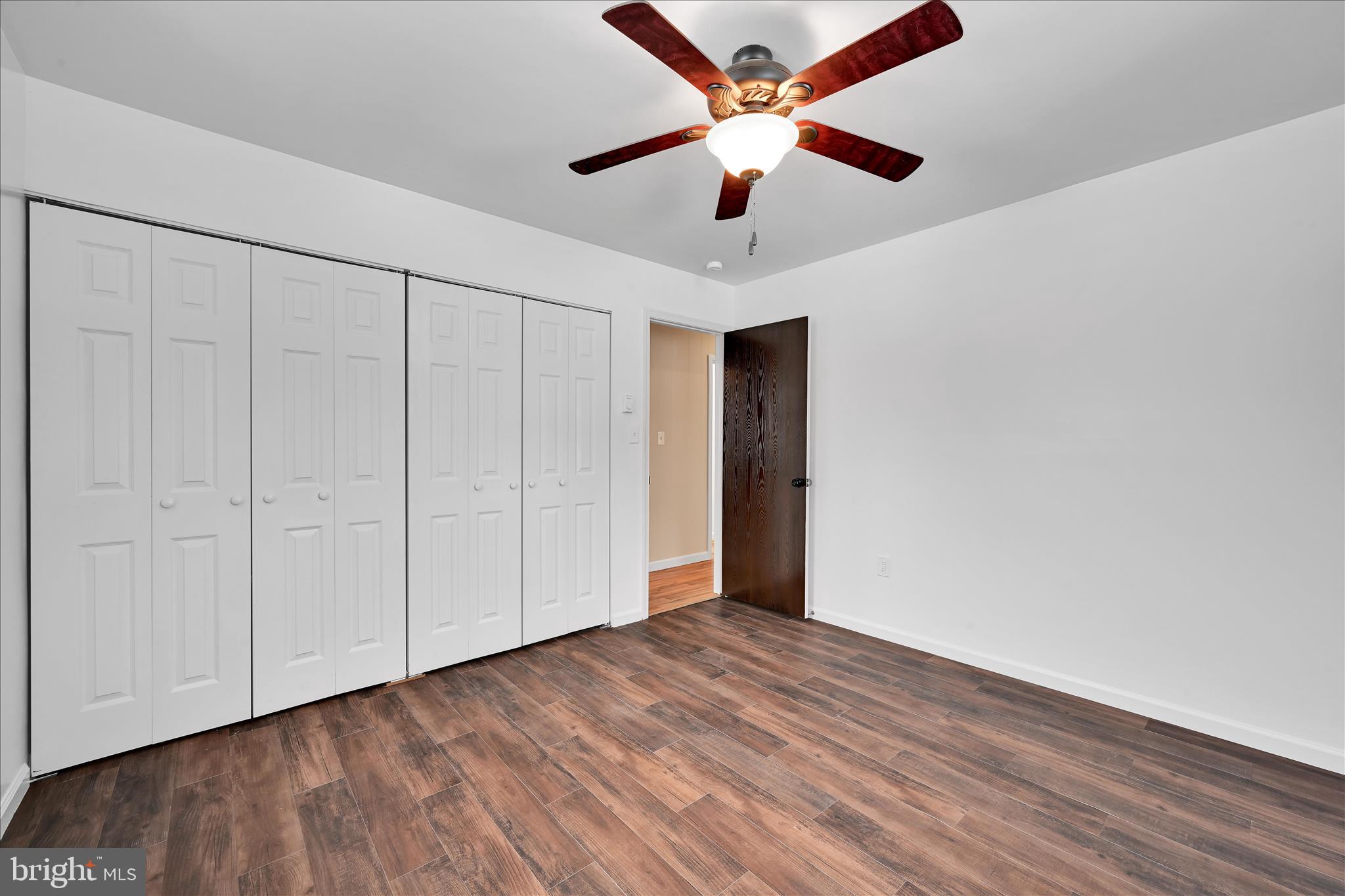 1 MI W OF EPHRATA - Residential