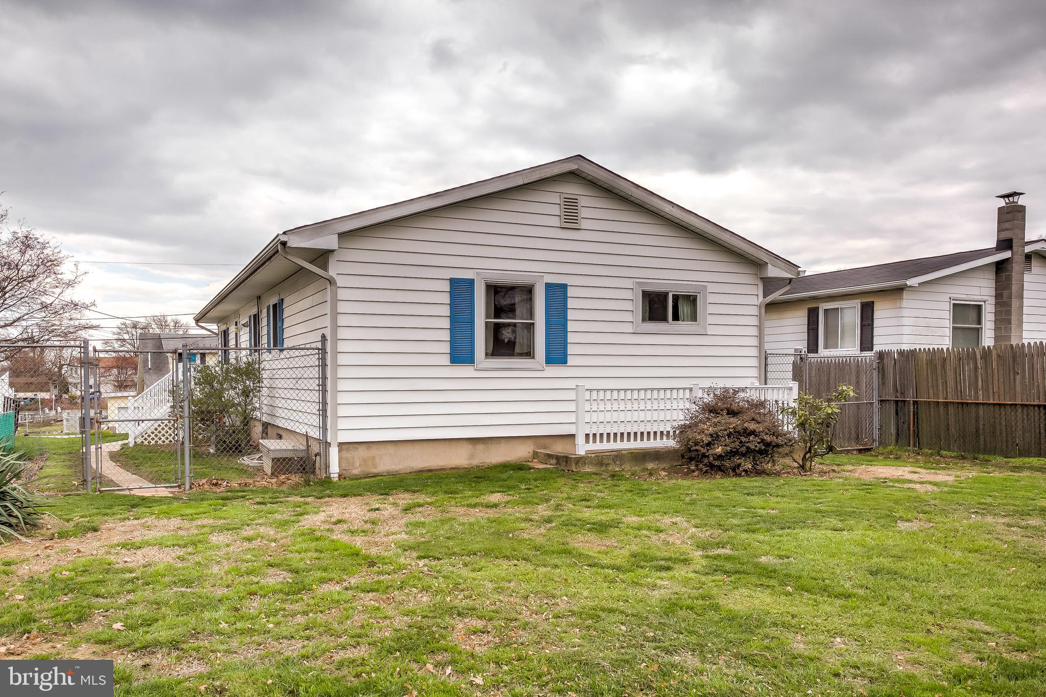 CHESAPEAKE TERRACE - Residential