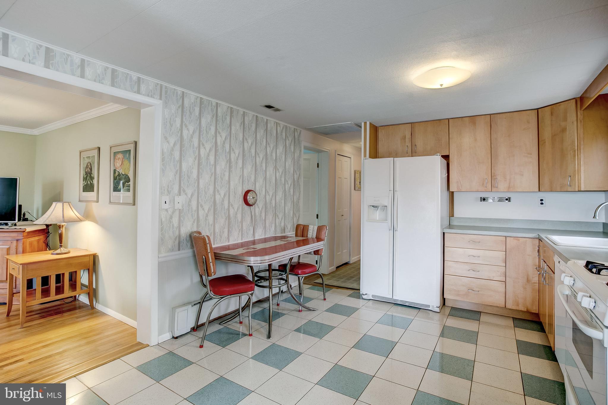 CHESAPEAKE TERRACE - Residential