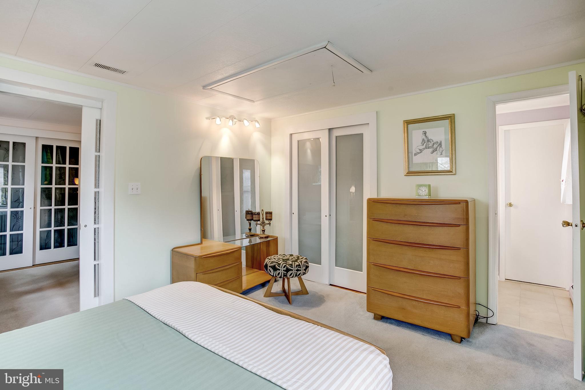 CHESAPEAKE TERRACE - Residential