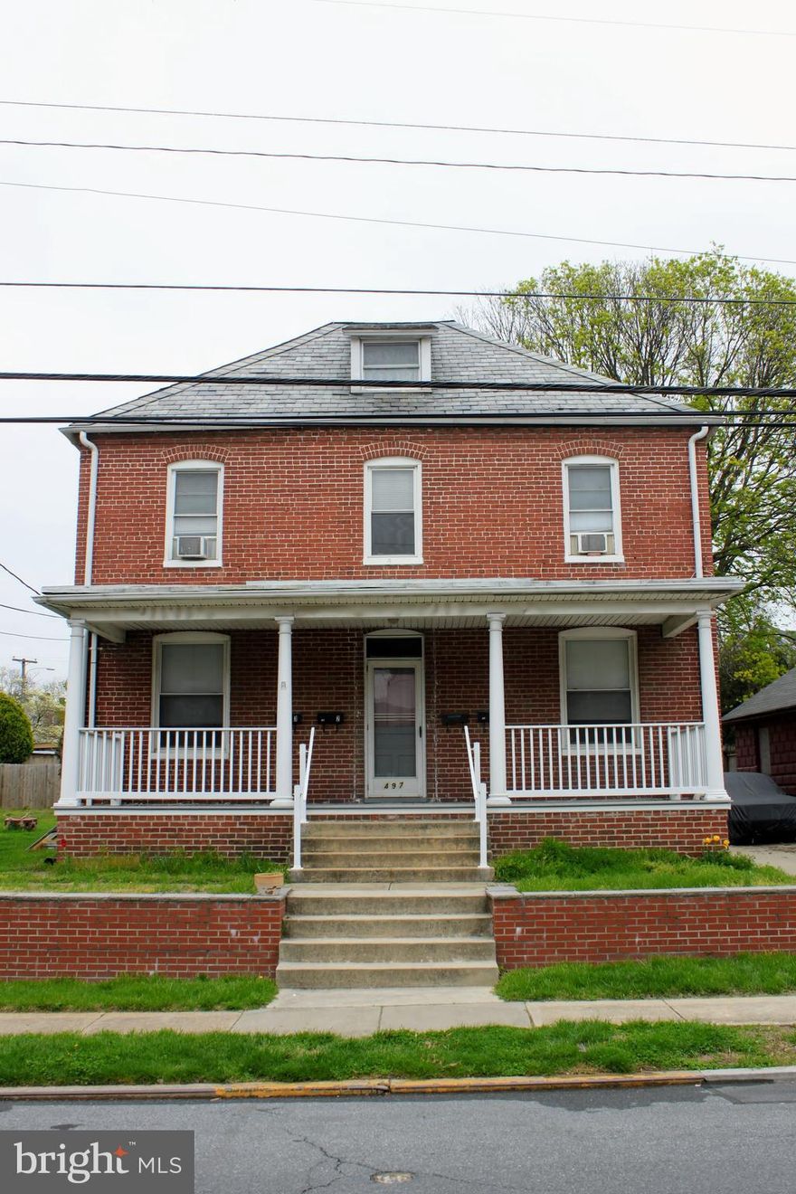 Nice large apartment on the  second and third floors  location on E Church Street.   Stairs to second floor onto large porch.  2nd level has living area, two bedrooms, kitchen and full bath all with hardwood floors.
Third level has bedroom with sitting area and half bath.  Great location close to everything downtown! Large back yard is shared with the other two  apartments and parking available in the back.