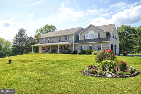 Homes For Sale - 1010 Sweetbriar Road<br/> PERKASIE, PA 18944