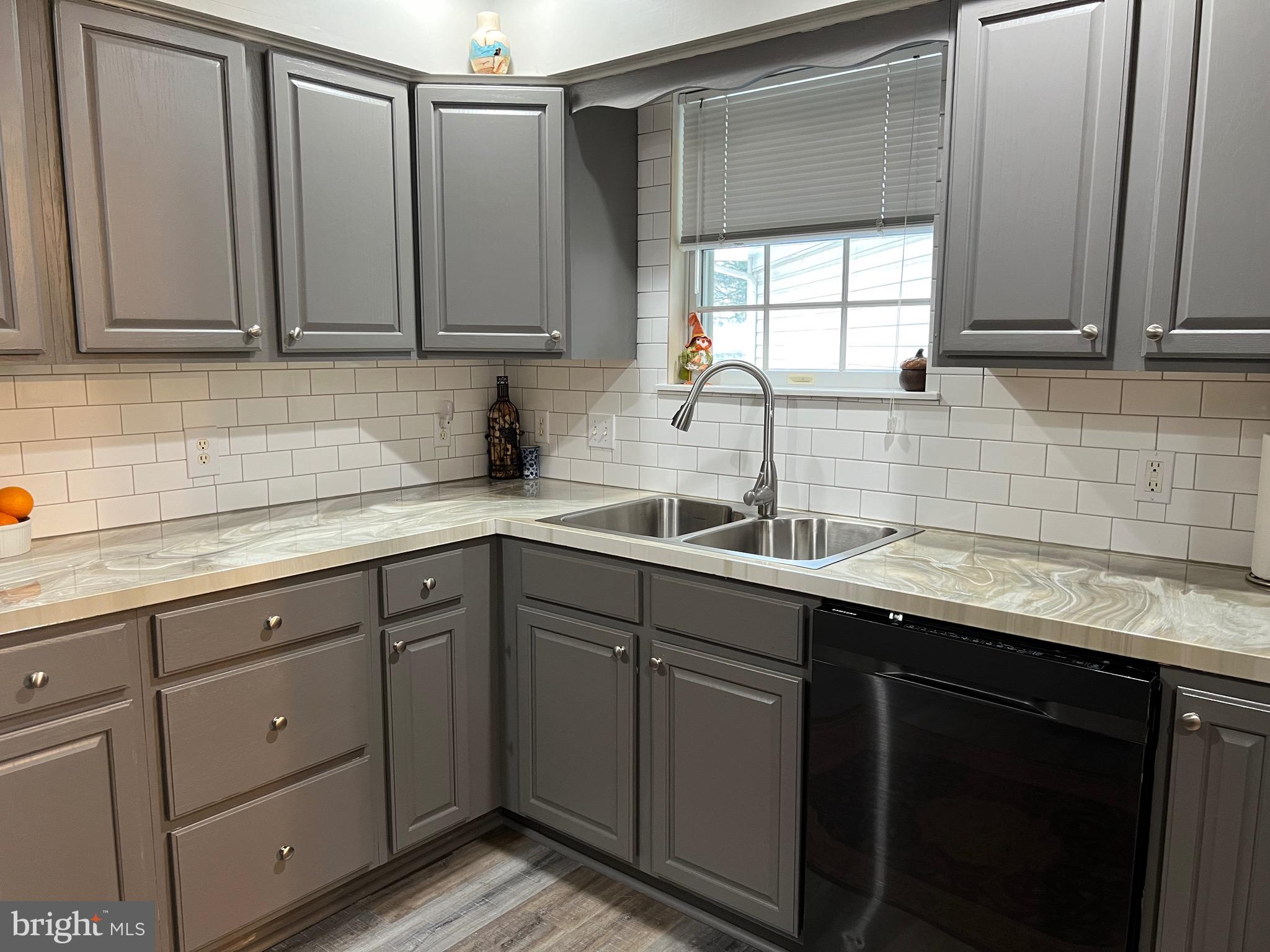 SPRING RIDGE - Residential