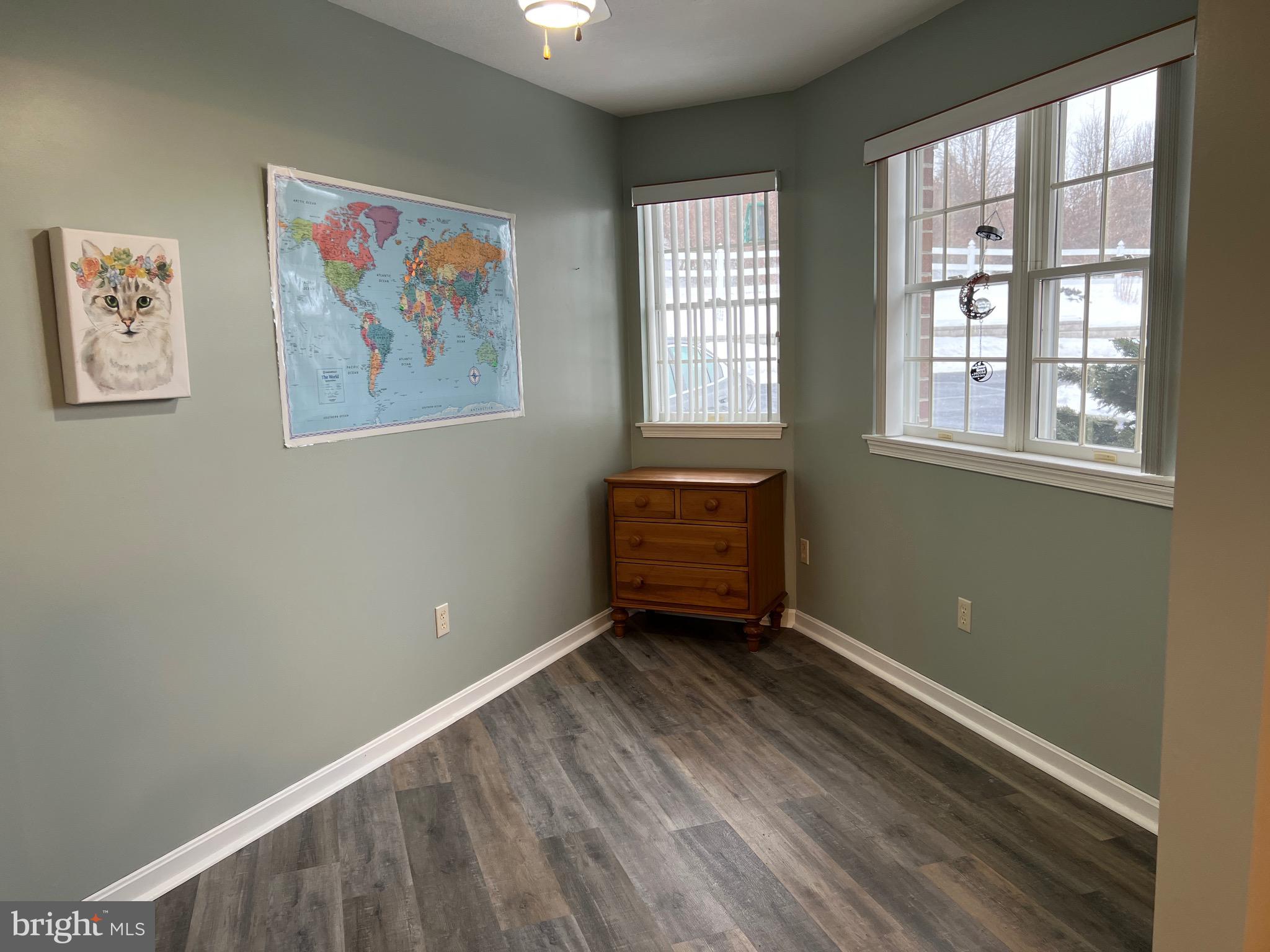 SPRING RIDGE - Residential