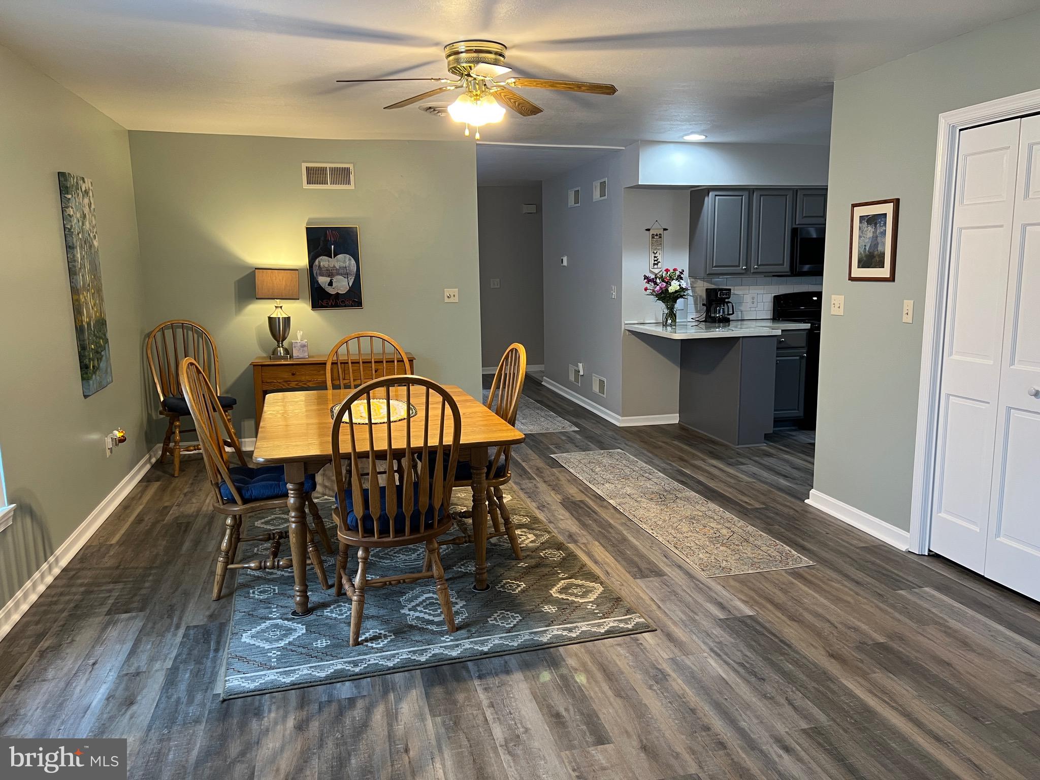 SPRING RIDGE - Residential